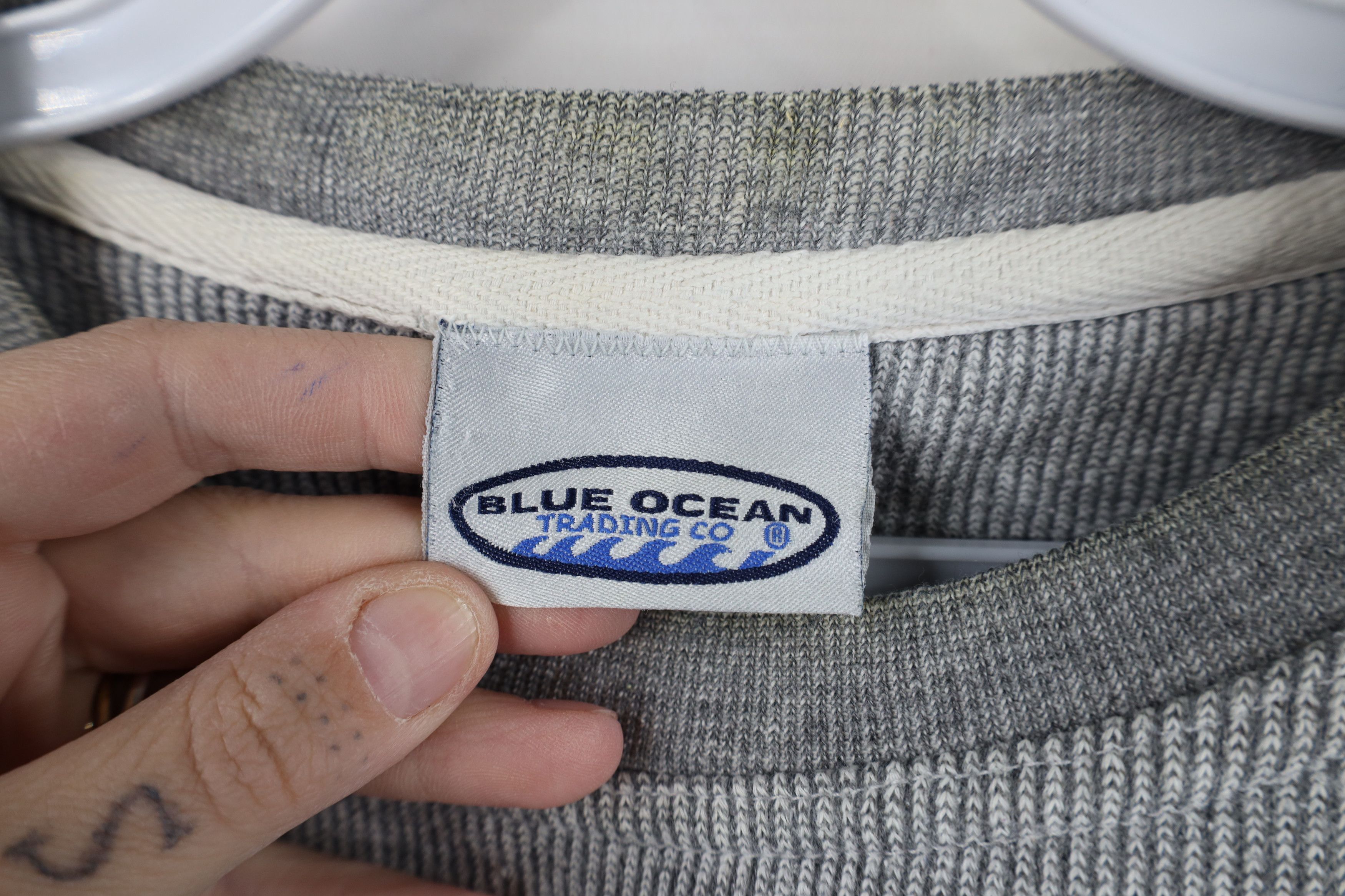 Vintage Vintage 90s Streetwear Striped Deer Buck Sweatshirt USA Size US L / EU 52-54 / 3 - 5 Thumbnail