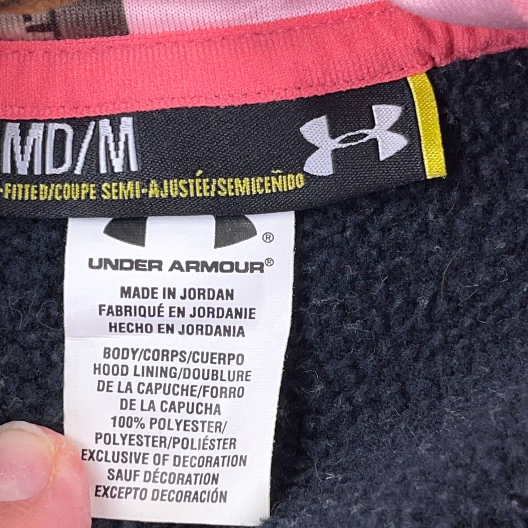 Under Armour Under armour Hoodie Women M Black Pink Camo Logo Pullover All Seasons Moisture Wicking Sports Logo Mens Womens Girls Boys Size M / US 6-8 / IT 42-44 - 5 Thumbnail