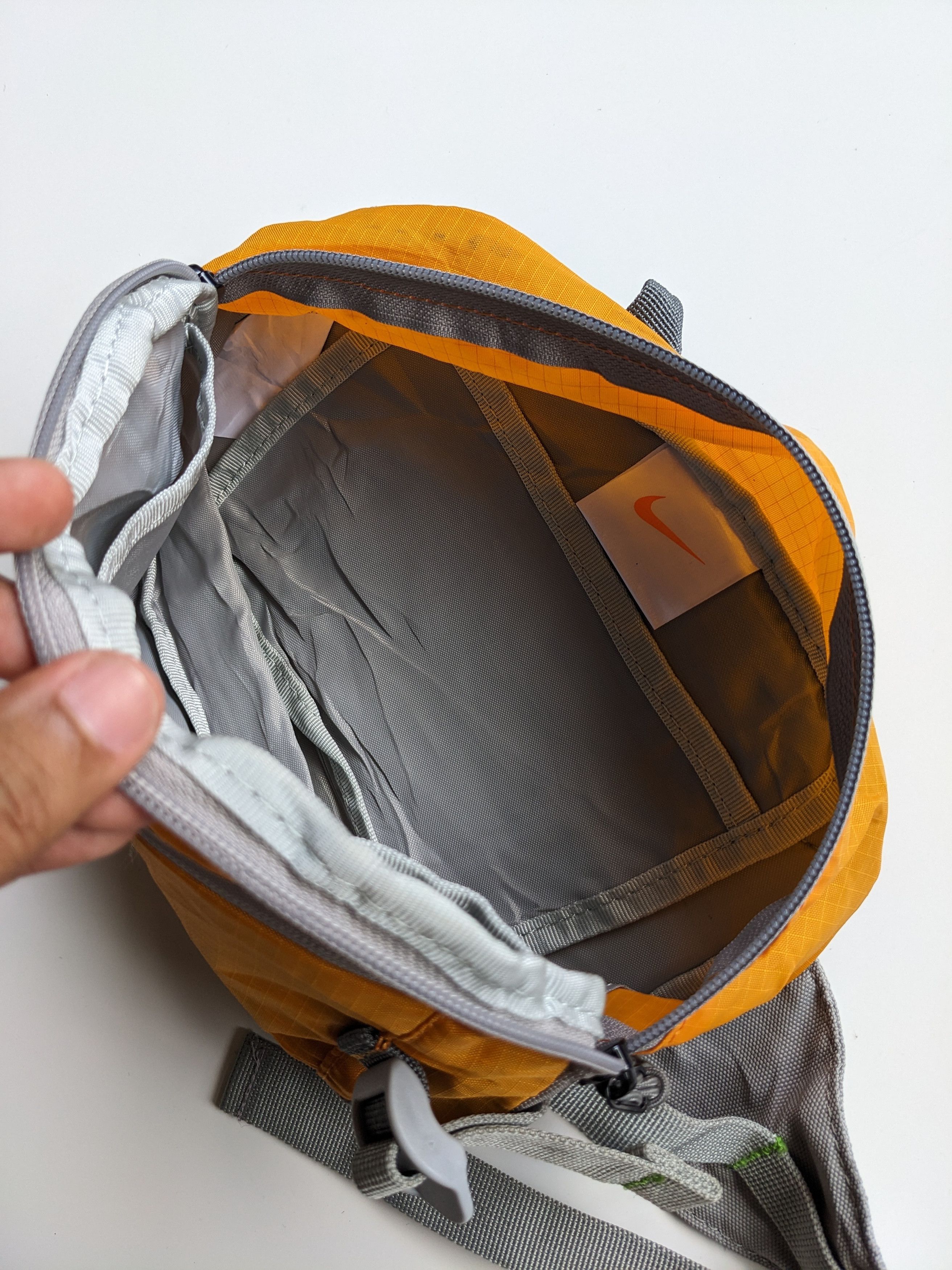 Nike Vintage Nike swoosh waistbag Size ONE SIZE - 7 Thumbnail