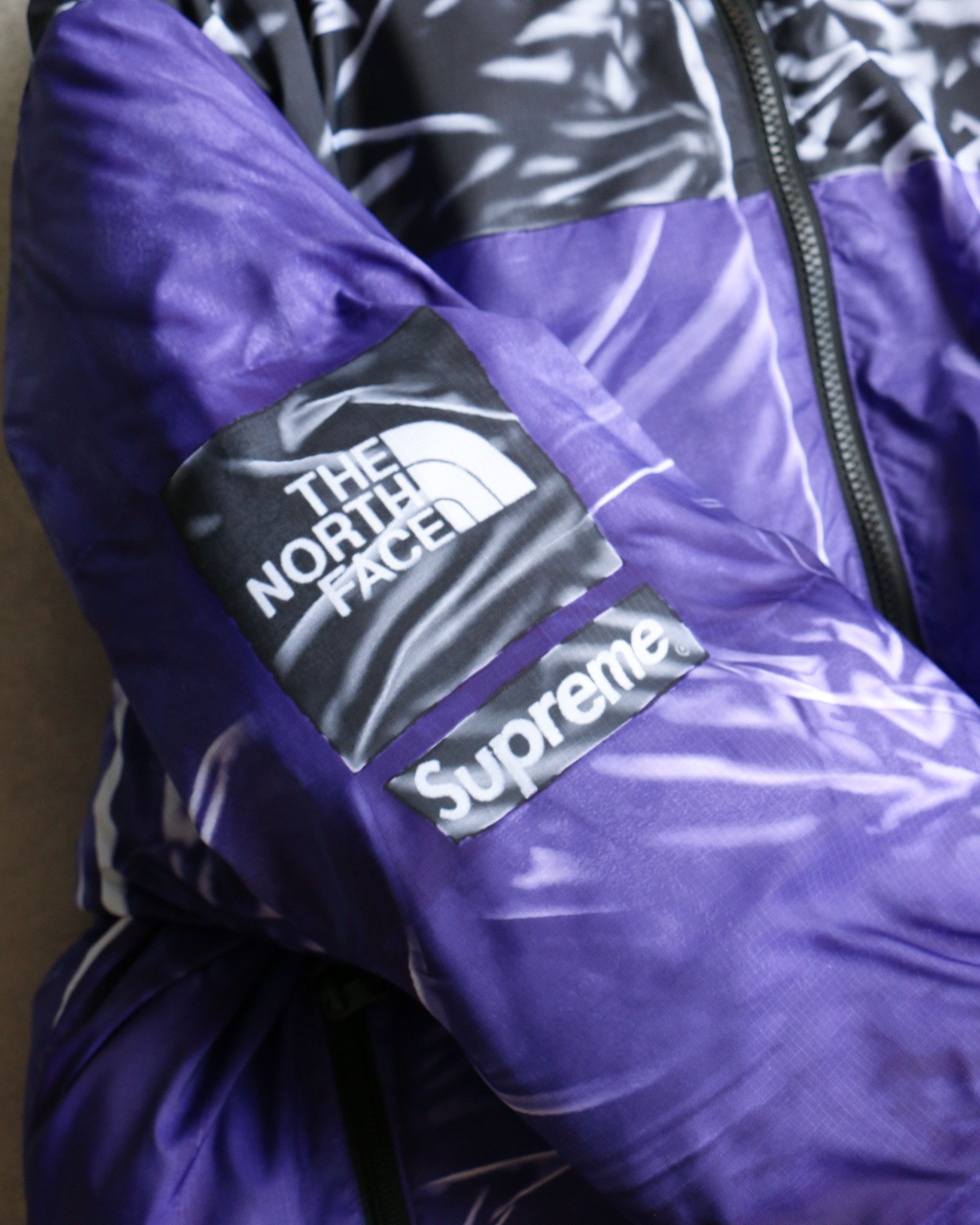 Supreme Supreme The North Face Trompe L'oeil Painted Nuptse Jacket Size US XL / EU 56 / 4 - 4 Thumbnail