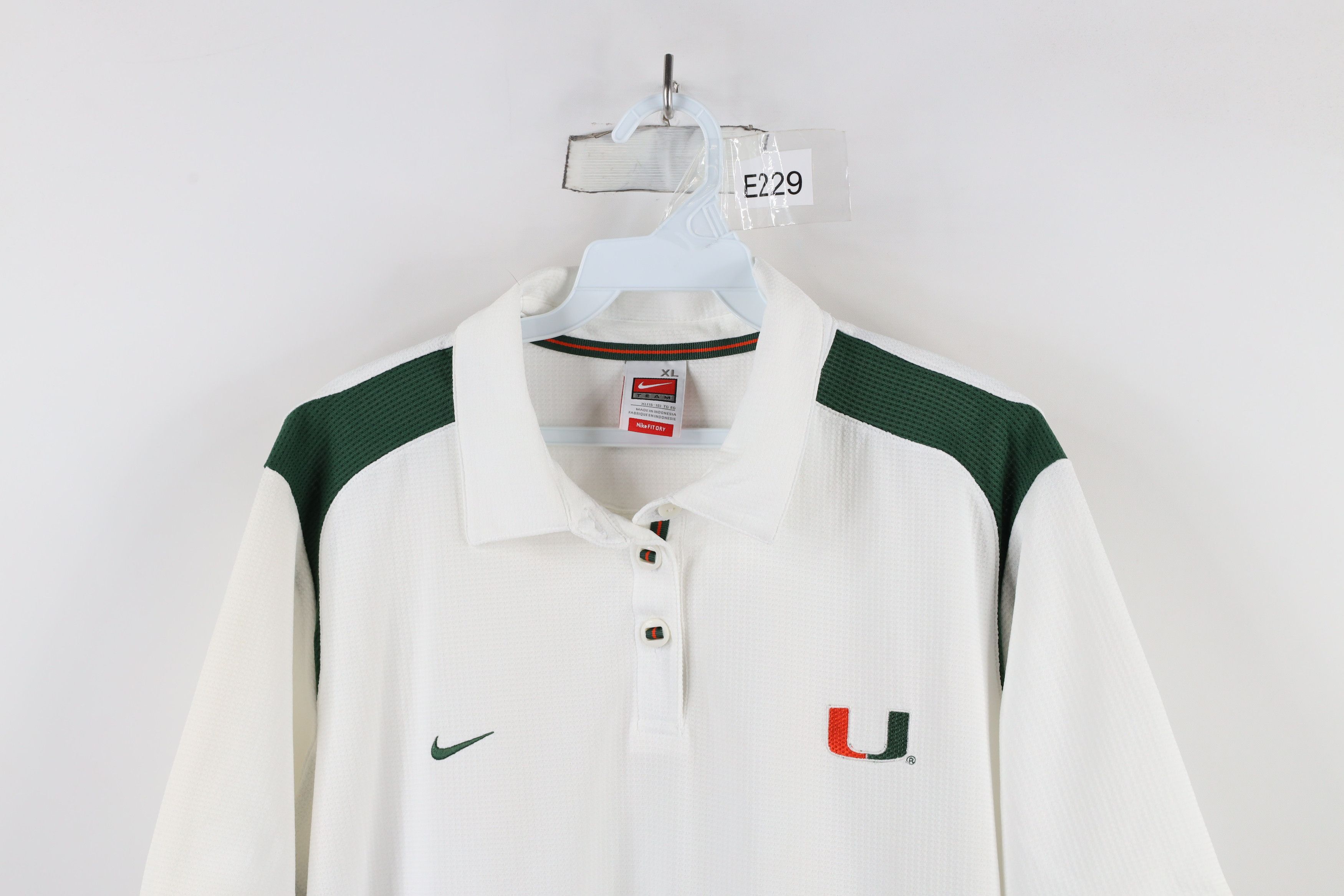 Nike × Vintage Vintage Nike Mini Swoosh University of Miami Hurricanes Polo Size XL / US 12-14 / IT 48-50 - 2 Thumbnail
