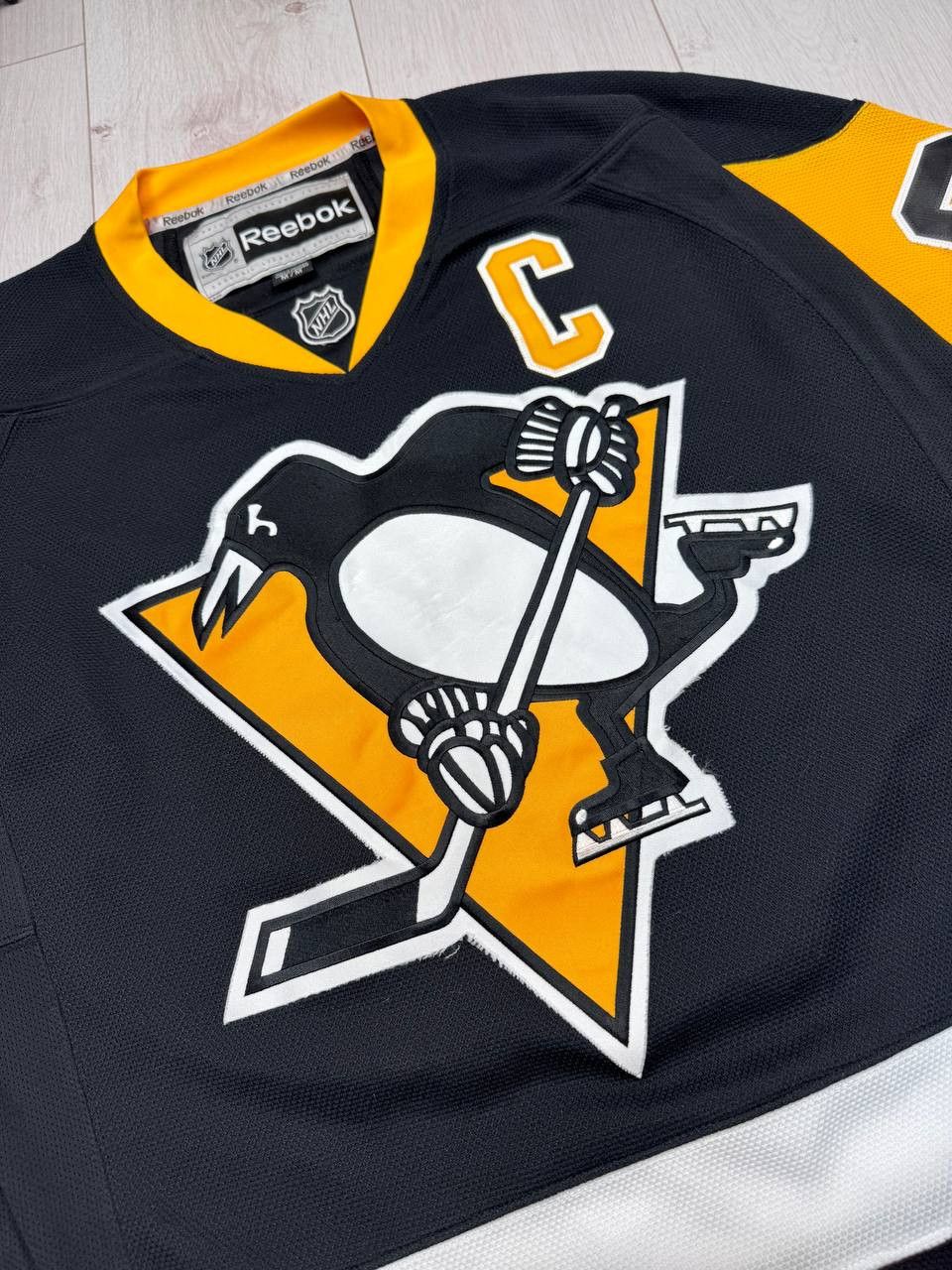 Other Reebok Pittsburgh Penguins #78 CROSBY Hockey Jersey size M Size US M / EU 48-50 / 2 - 4 Thumbnail