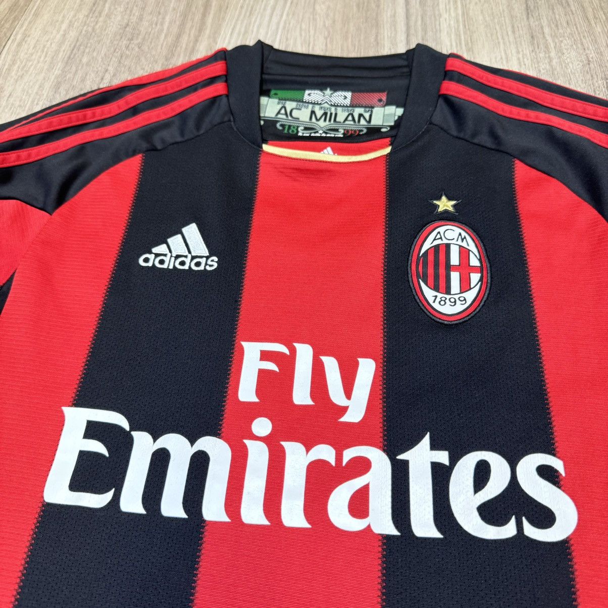 Sports Specialties AC Milan 10/11 home shirt #80 Ronaldinho Size US S / EU 44-46 / 1 - 3 Thumbnail