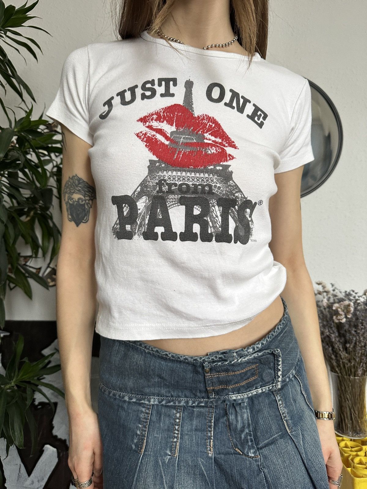 Vintage Just one from Paris Cute Sexy Baby Tee y2k 00s Size S / US 4 / IT 40 - 2 Thumbnail
