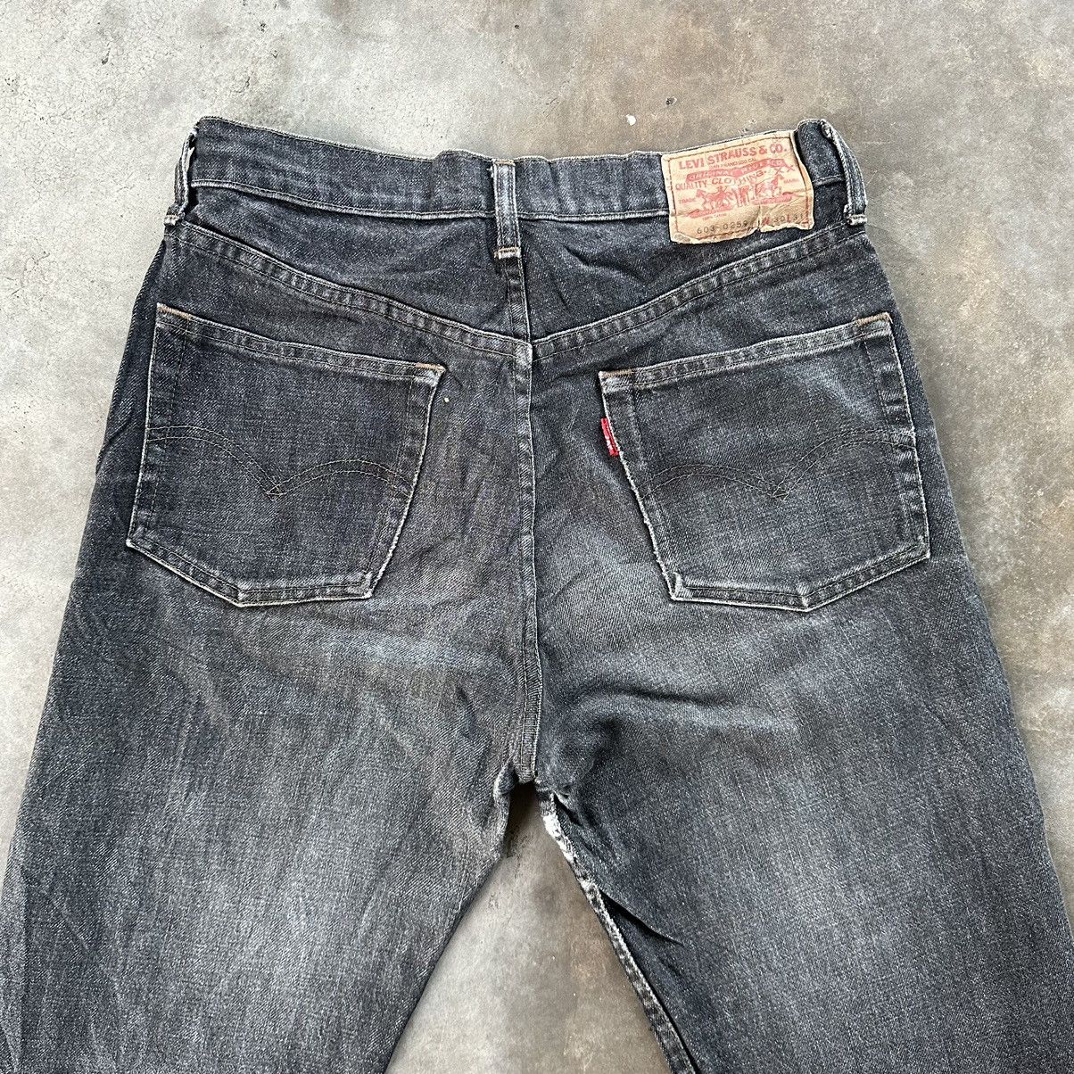 Levi's Vintage Levi’s Black Faded Jean Distressed Denim Pant W29 Size US 29 - 11 Thumbnail