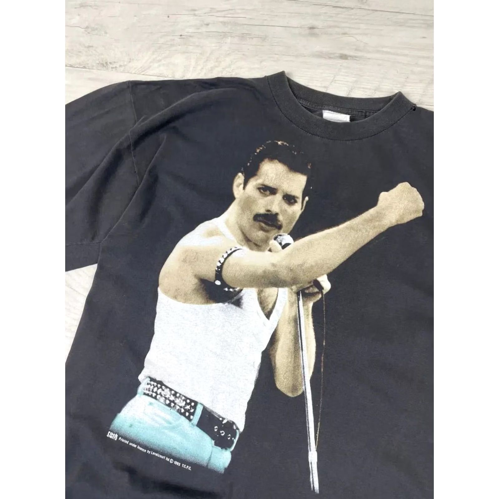 Logo 7 VINTAGE Freddie Mercury Queen Big Logo T Shirt Men XL Black Size US XL / EU 56 / 4 - 3 Thumbnail
