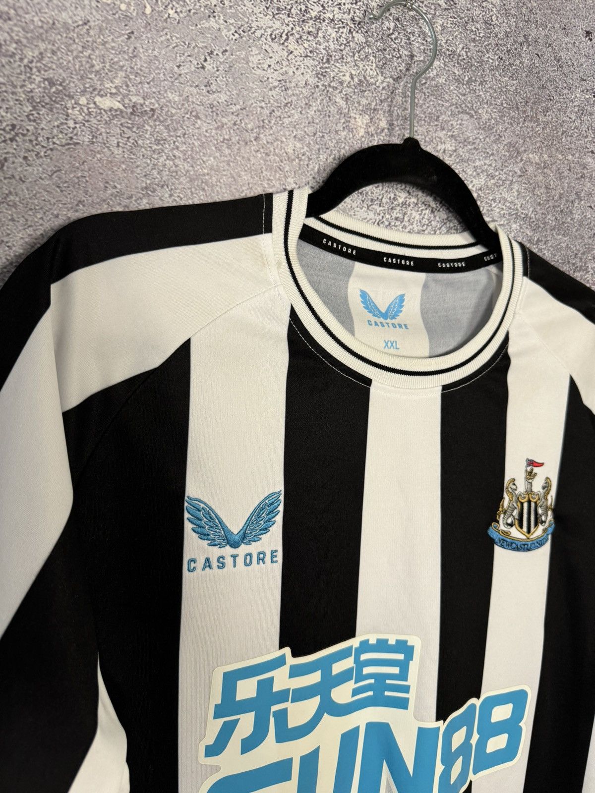 Castore × Vintage Newcastle United 2022/23 Castore Home Soccer Jersey Size US XXL / EU 58 / 5 - 7 Thumbnail