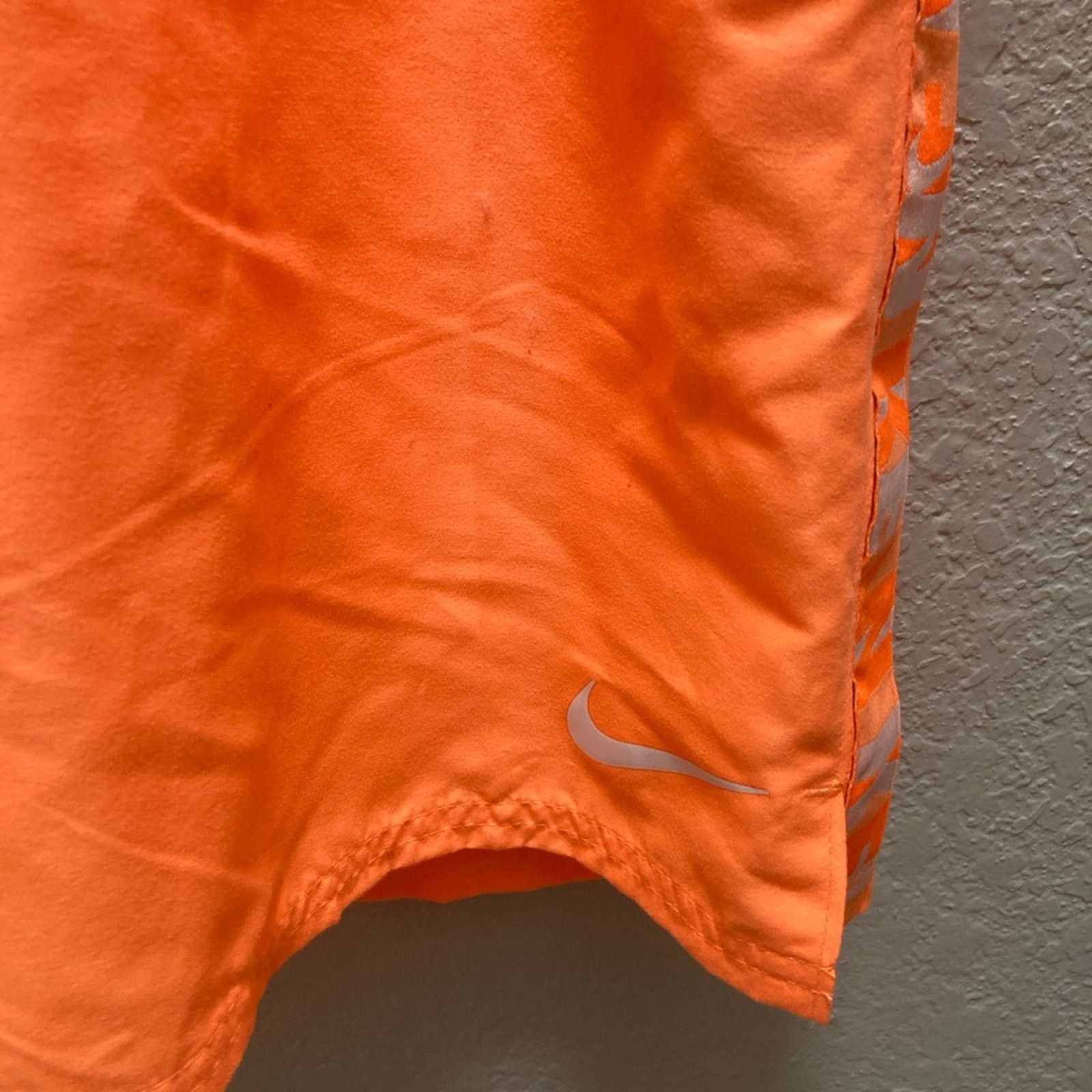 Nike Nike Men Orange Swim Trunks Size Medium with Pockets Size US 30 / EU 46 - 5 Thumbnail