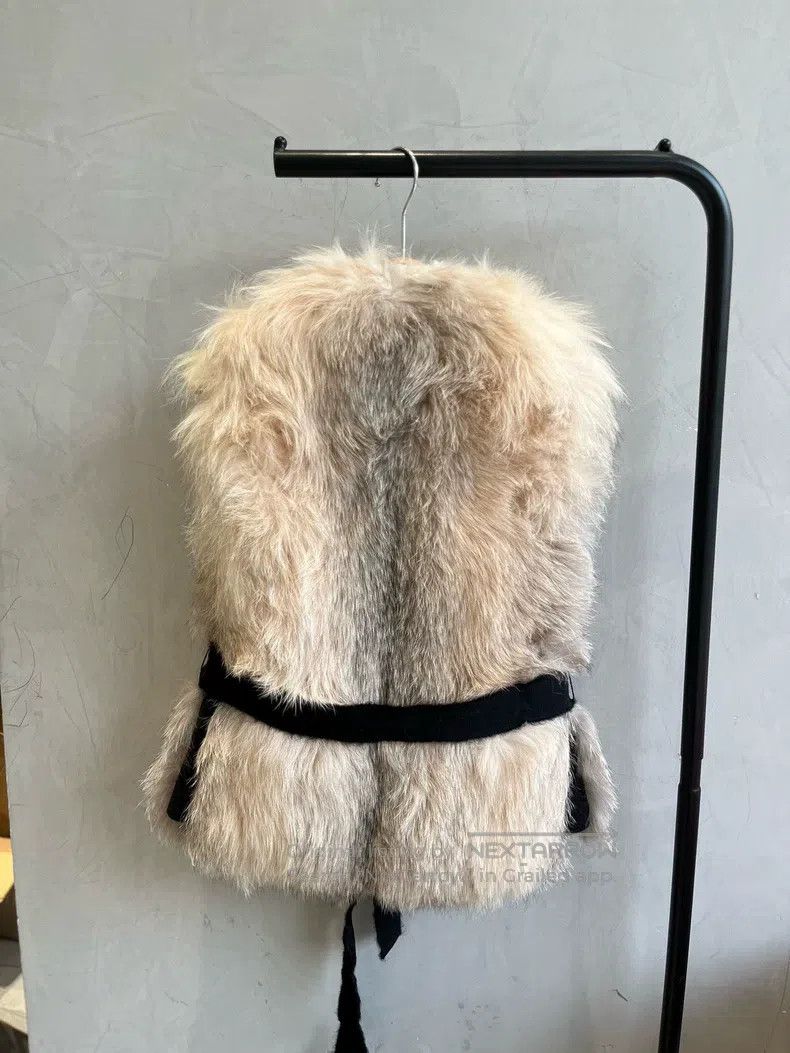 Brunello Cucinelli Brunello Cucinelli Fox Fur Sleeveless Vest Size XS / US 0-2 / IT 36-38 - 5 Thumbnail