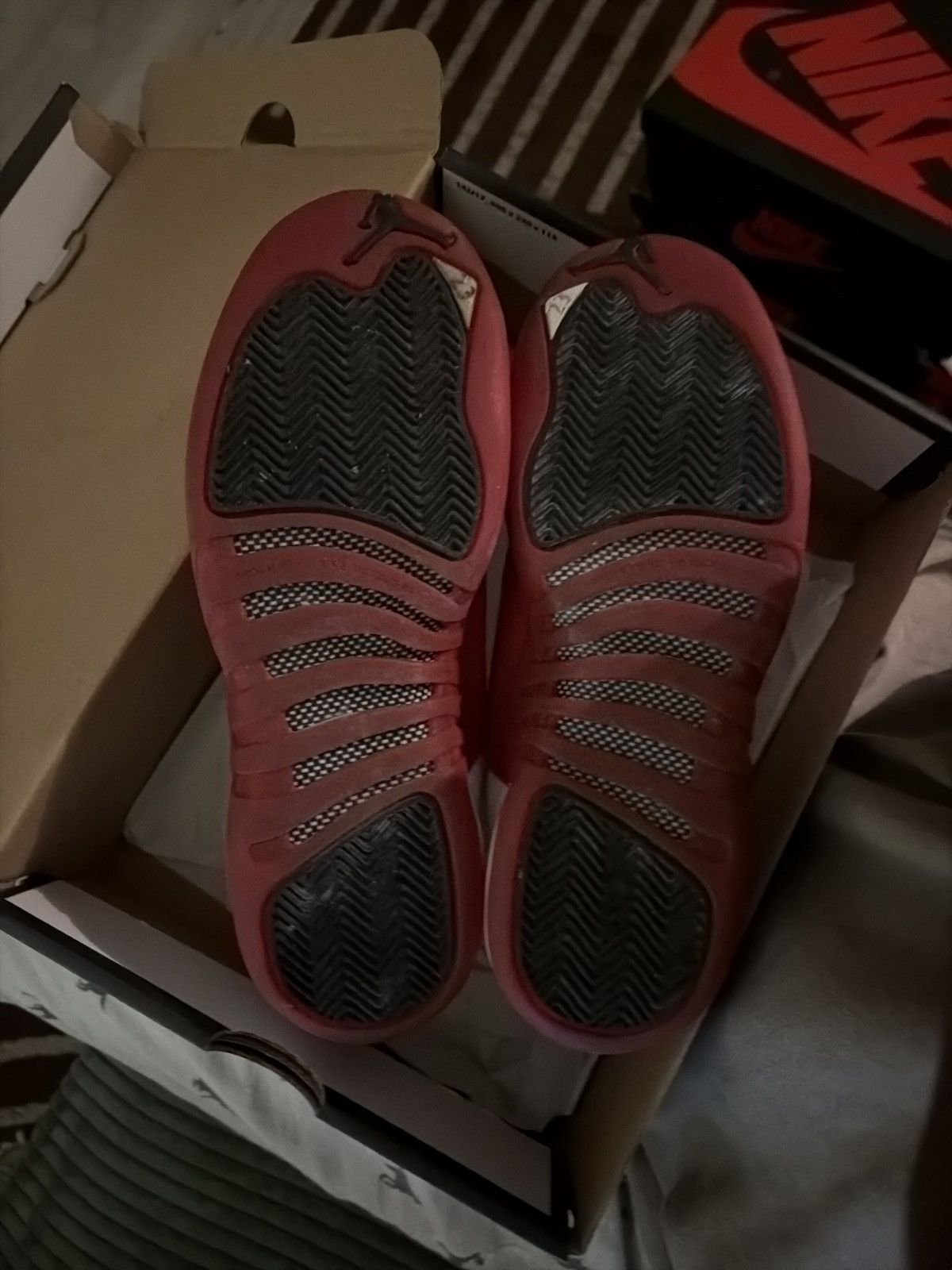 Jordan Brand Jordan 12 Retro Cherry Size US 7 / IT 37 - 2 Thumbnail
