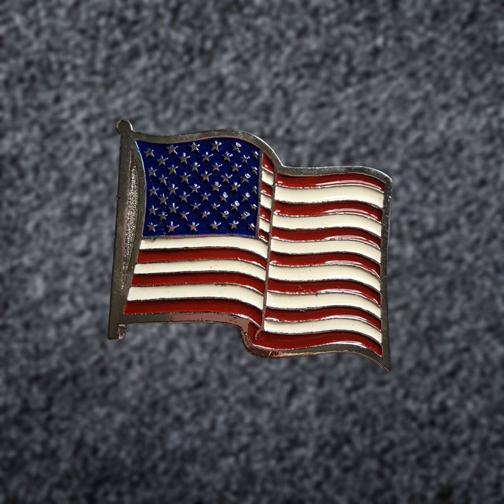 Vintage VINTAGE American Flag Patriotism Stars Stripes Old Glory Belt Buckle Size ONE SIZE - 1 Thumbnail