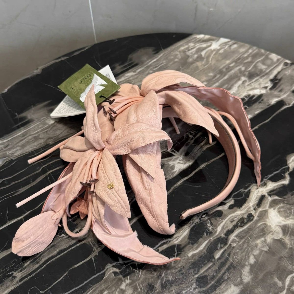 Gucci Rare runway Gucci Faux Floral Leather Headband Size ONE SIZE - 3 Thumbnail