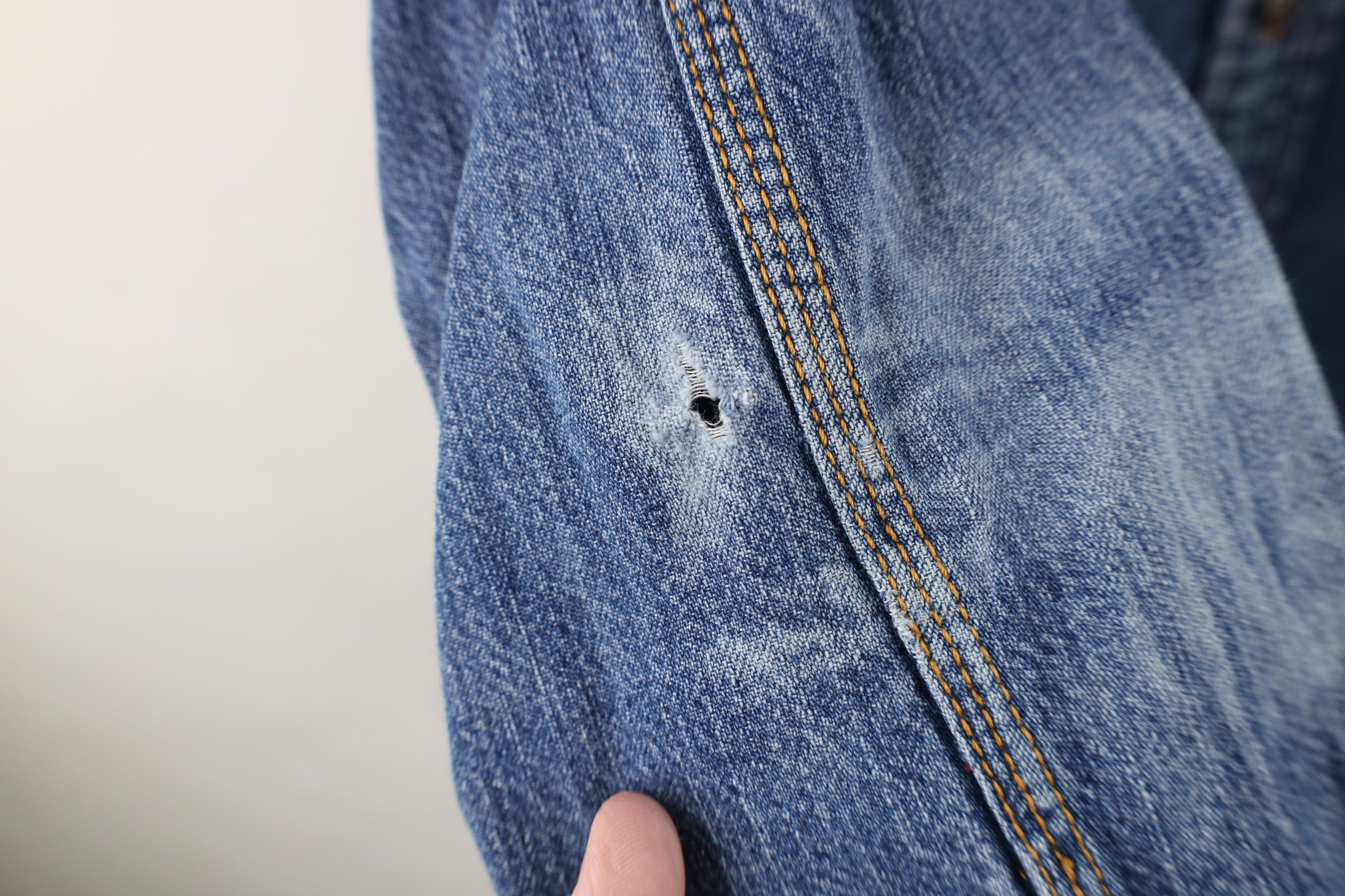 Levi's Vintage Y2K 2003 Levis Collared Denim Jean Button Shirt Size US L / EU 52-54 / 3 - 8 Thumbnail