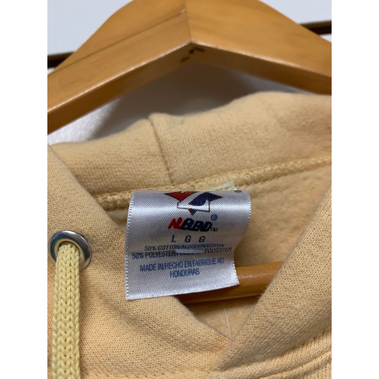 Jerzees Vintage Light yellow Sweatshirt hoodie size Large 1990s 80s Size US L / EU 52-54 / 3 - 4 Thumbnail