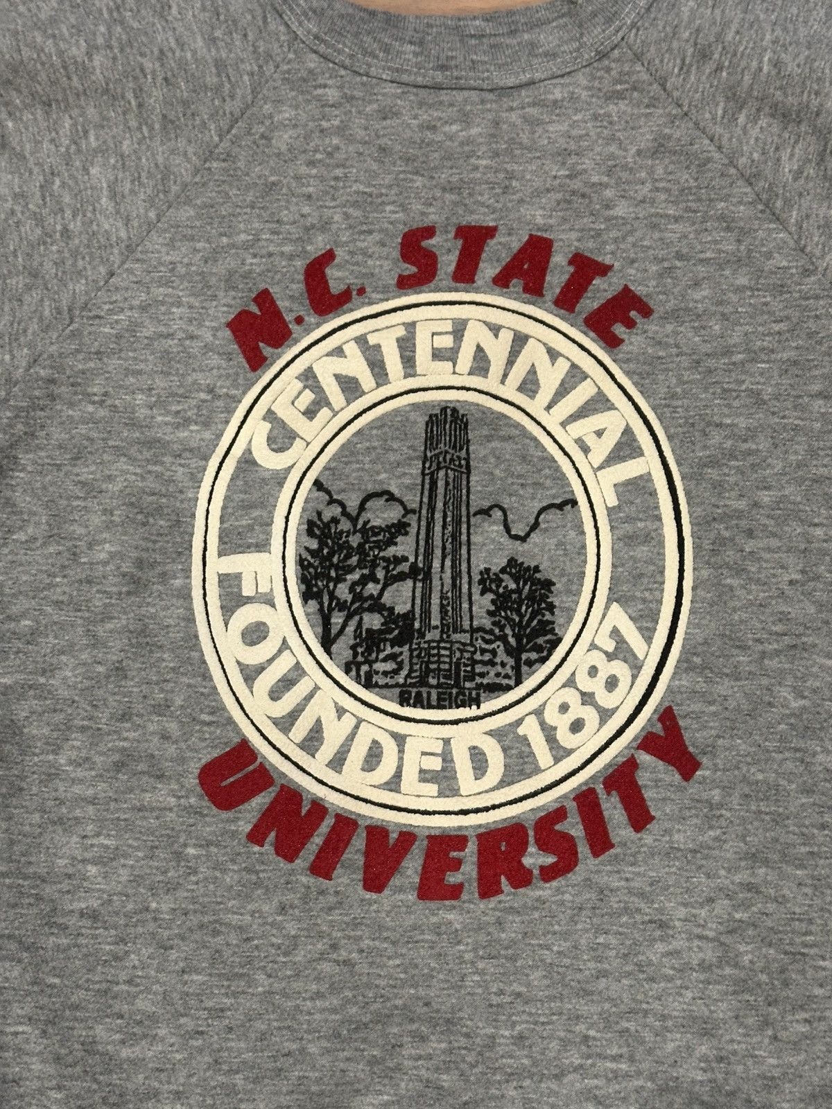 Vintage Vintage 70s 80a NC State University Heather Gray Crewneck Size US S / EU 44-46 / 1 - 2 Thumbnail