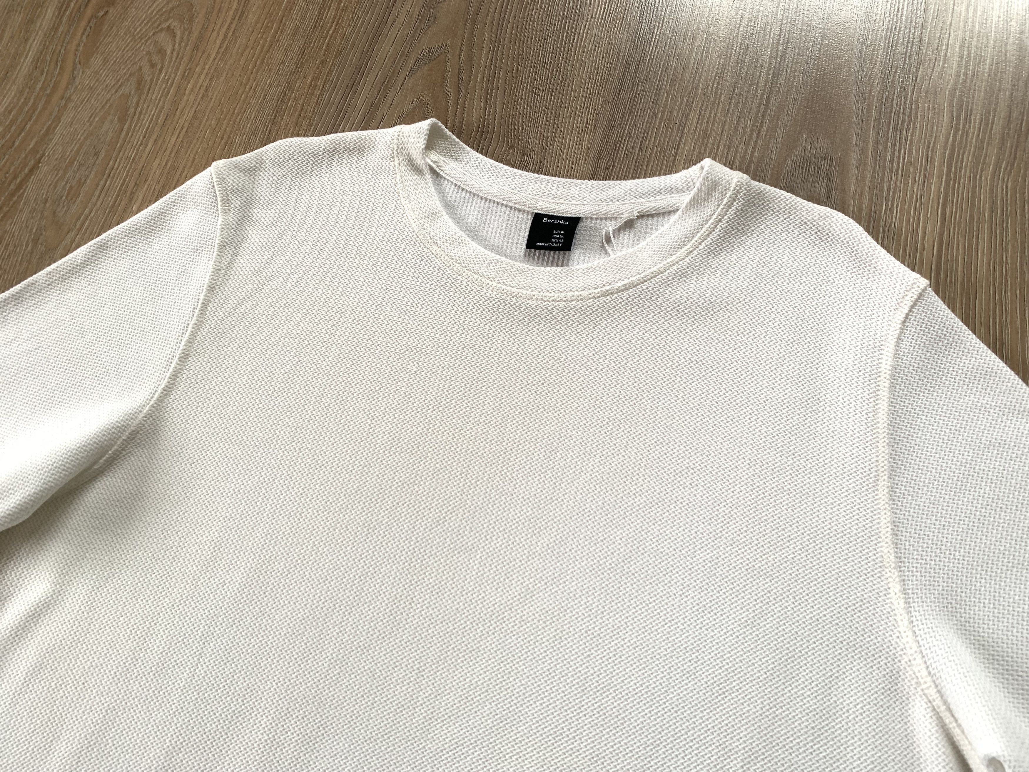 Bershka Bershka White T-Shirt Size US XL / EU 56 / 4 - 4 Thumbnail