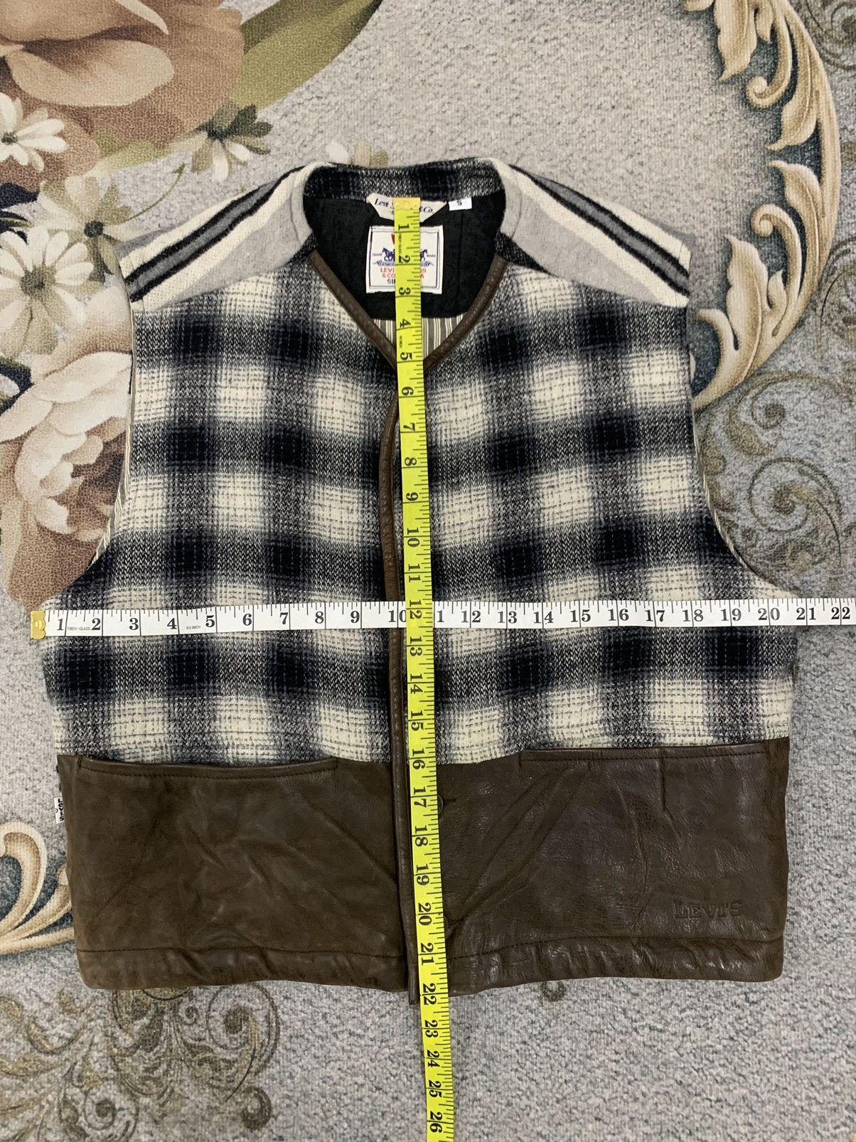 Levi's Levis Buttons Vest Made in Italy Size US S / EU 44-46 / 1 - 12 Thumbnail