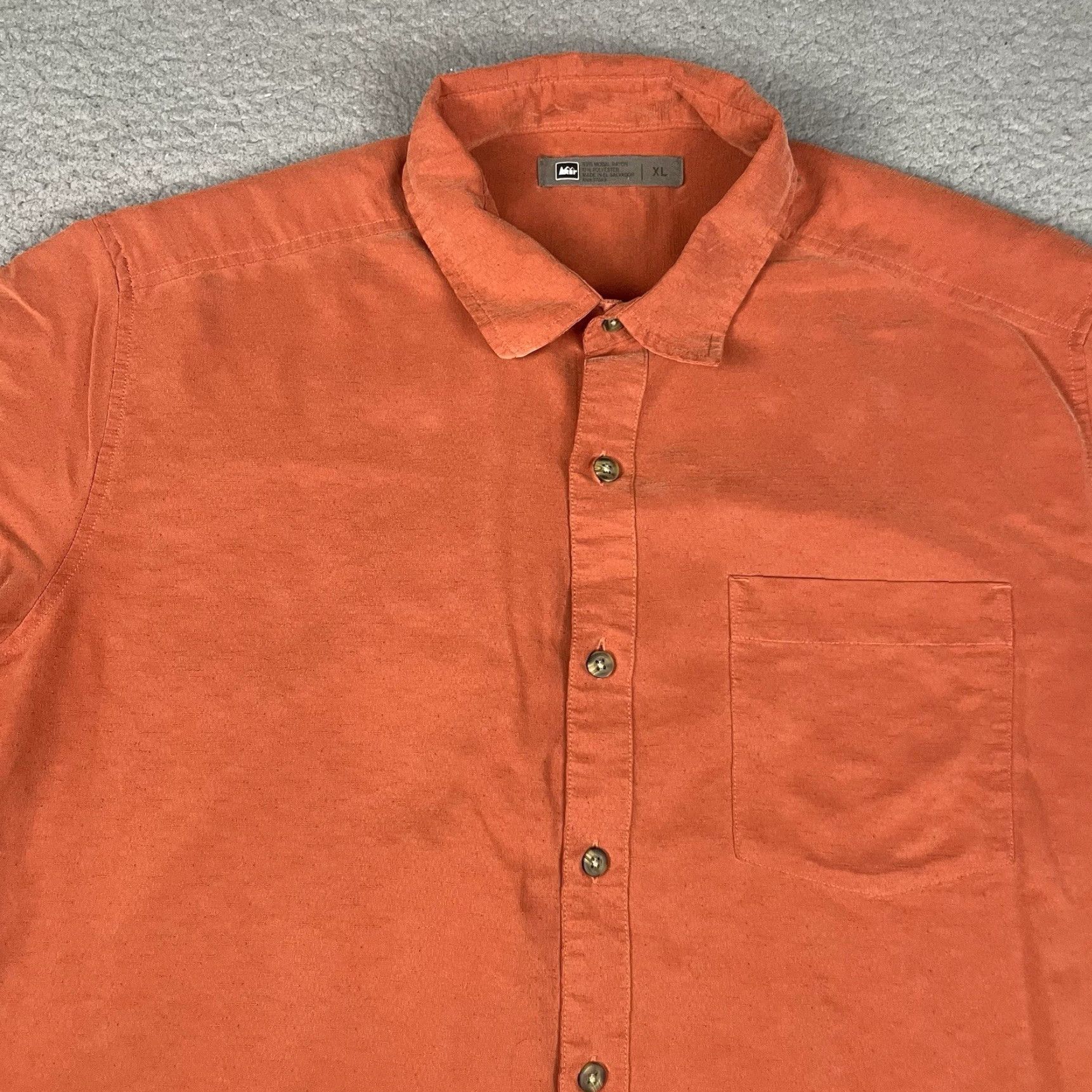 Vintage VINTAGE REI Shirt Mens Short Sleeve Camp Shirt Orange XL Button-Up Outdoor Camp Shirt? Size US XL / EU 56 / 4 - 2 Thumbnail