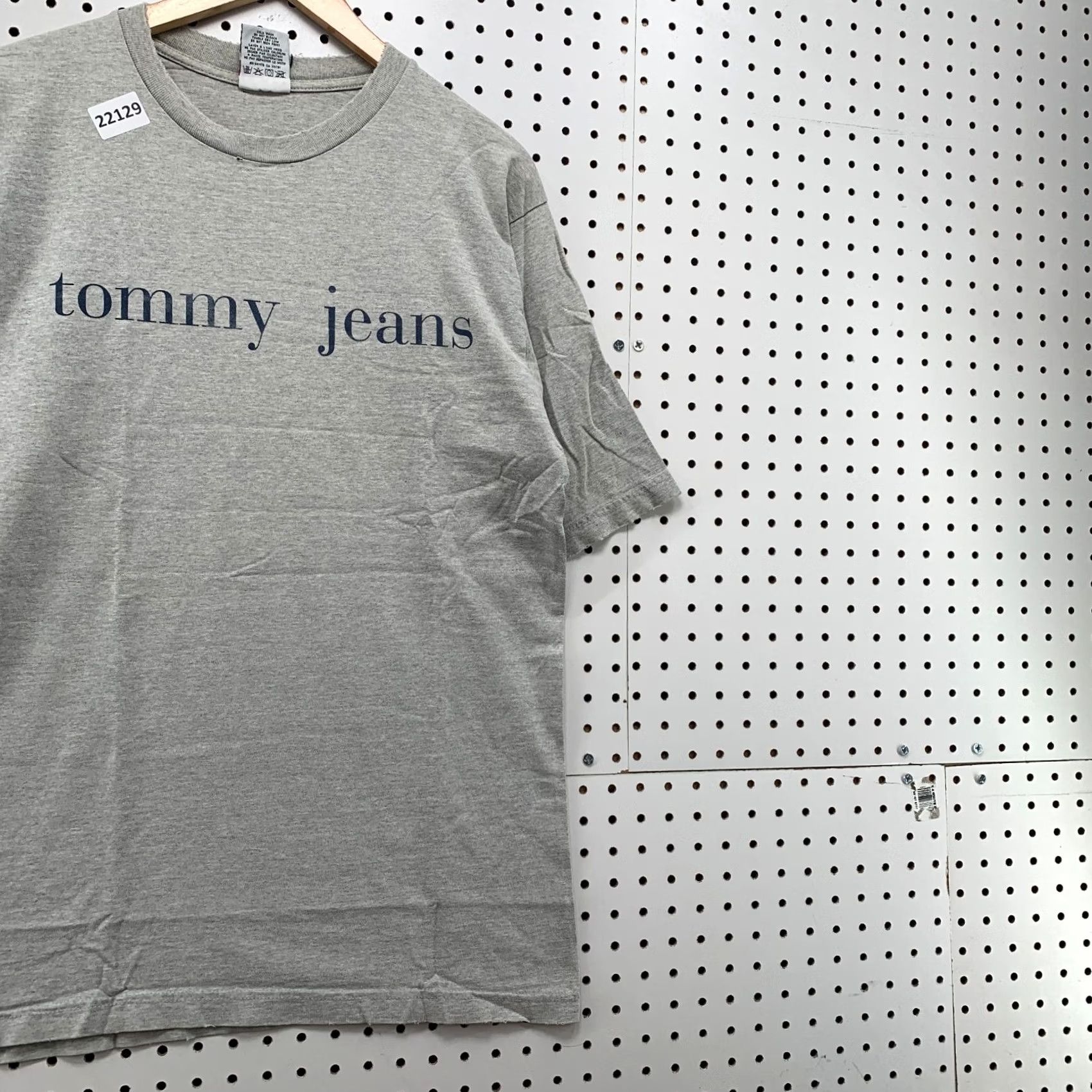 Tommy Hilfiger Vintage Tommy Hilfiger Shirt Gray Jeans Spellout Men Medium 21x30.5 USA Size US M / EU 48-50 / 2 - 4 Thumbnail
