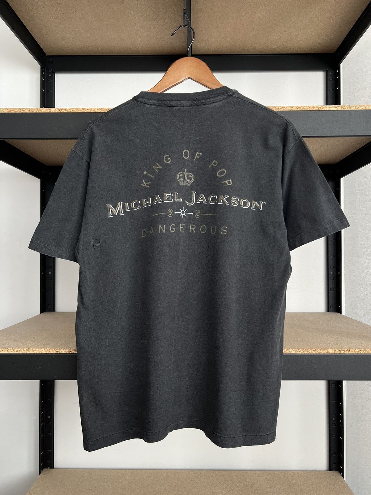 Band Tees Vintage 1992 Michael Jackson Dangerous King of Pop T-shirt Size US L / EU 52-54 / 3 - 4 Thumbnail