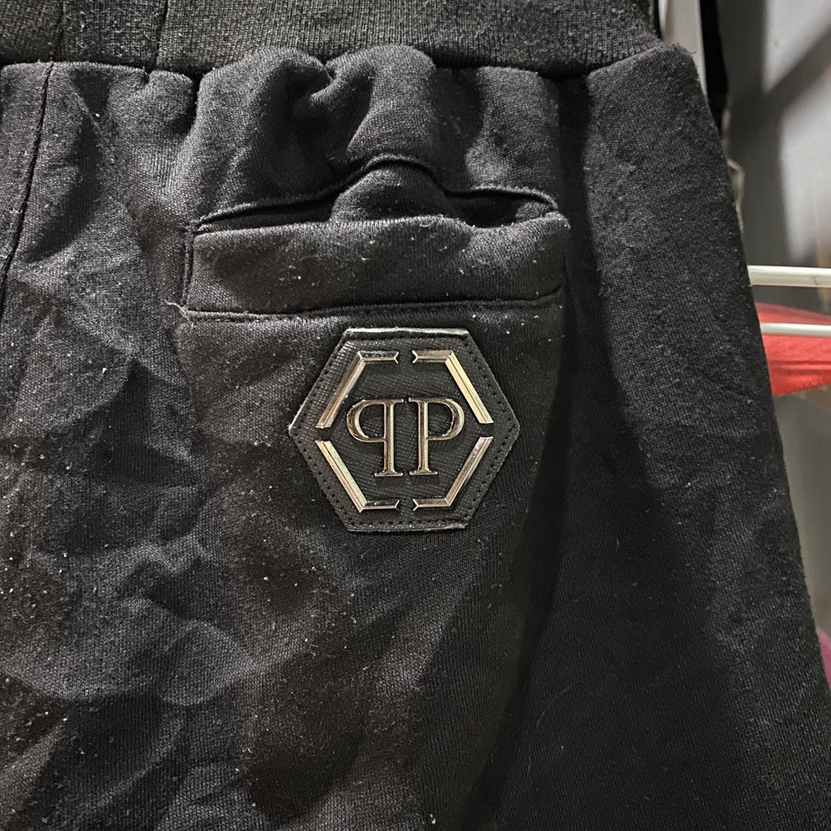 Philipp Plein Philipp Plein Logo Buckle Y2K Joggers Pants Size US 30 / EU 46 - 10 Thumbnail