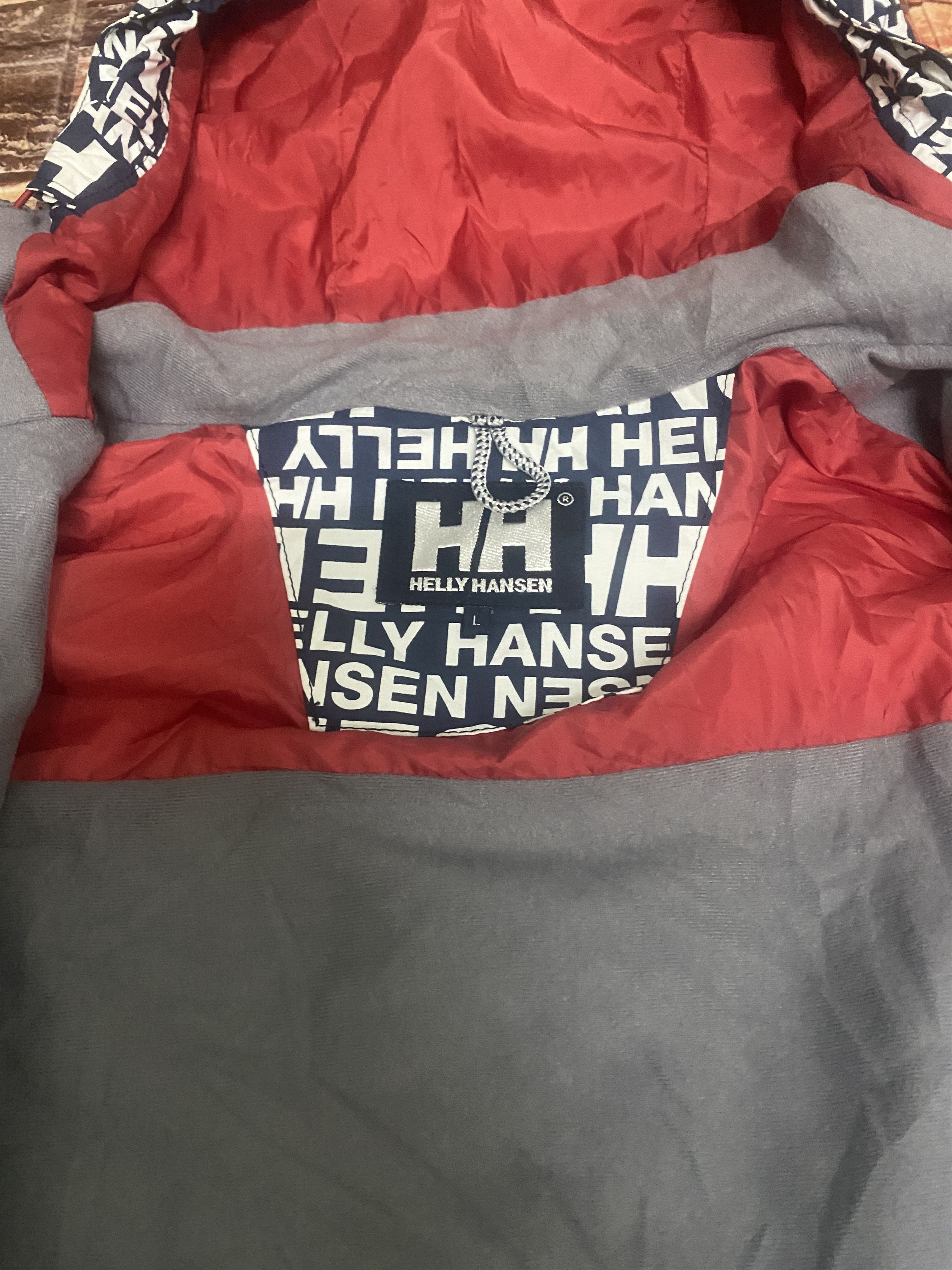 Helly Hansen Rare Helly Hansen Full Print Water Proof Hoodie Size US L / EU 52-54 / 3 - 10 Thumbnail