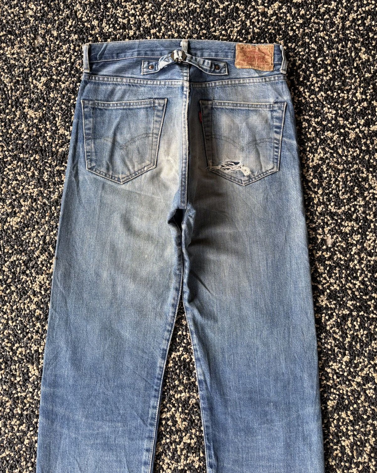 Levi's Vintage Levi’s Big E Lot 701 XX Buckle Belt Selvedge Jeans Size US 32 / EU 48 - 6 Thumbnail