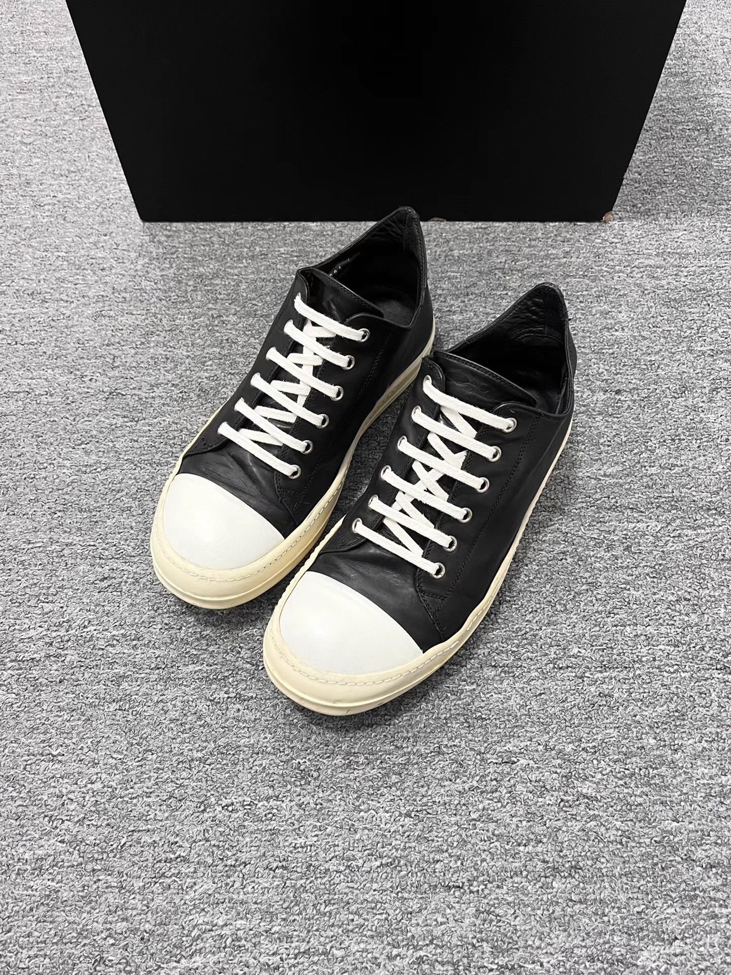 Rick Owens Rick Owens Mainline Leather Low-top Ramones K34 Size US 7.5 / EU 40-41 - 1 Thumbnail