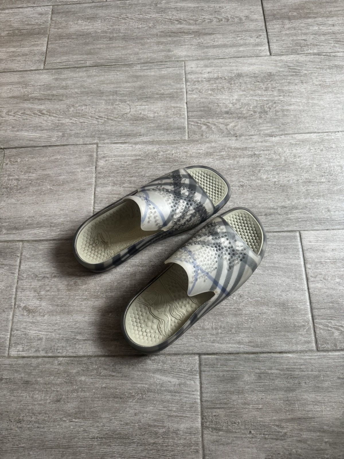 Burberry Burberry Stingray Slides Size US 10 / EU 43 - 3 Thumbnail
