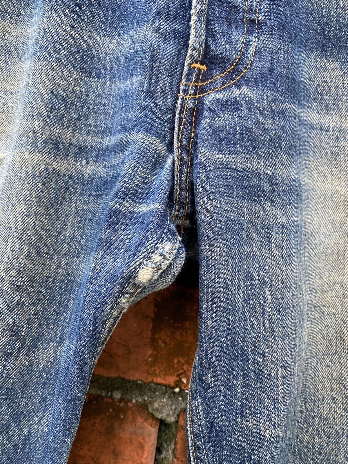 Levi's Vintage Clothing W31x32 vintage levi's 501 made in USA distressed Size US 31 - 6 Thumbnail