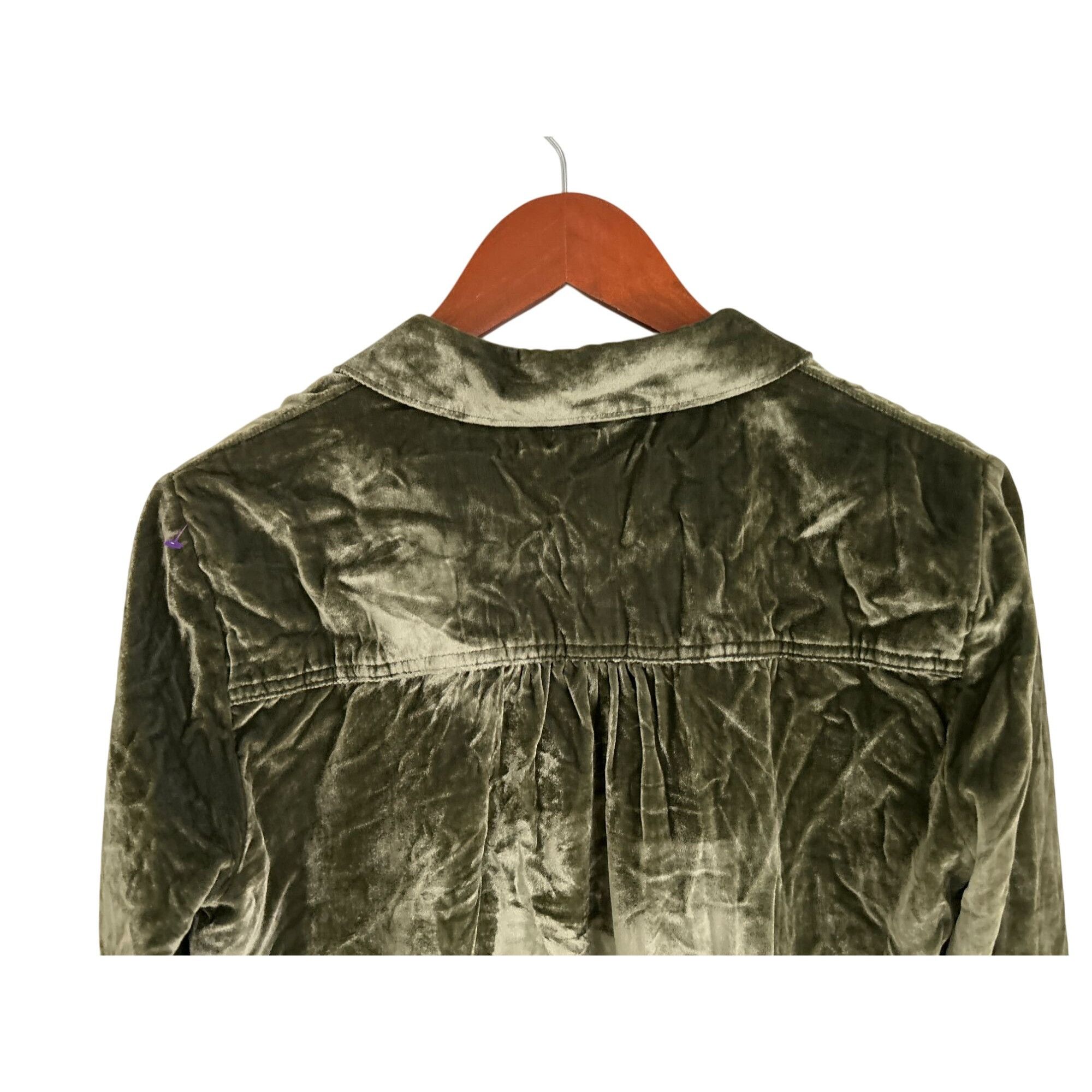 Anthropologie Anthropologie Maeve Karina Green Velvet Button Down Long Sle Size M / US 6-8 / IT 42-44 - 8 Thumbnail