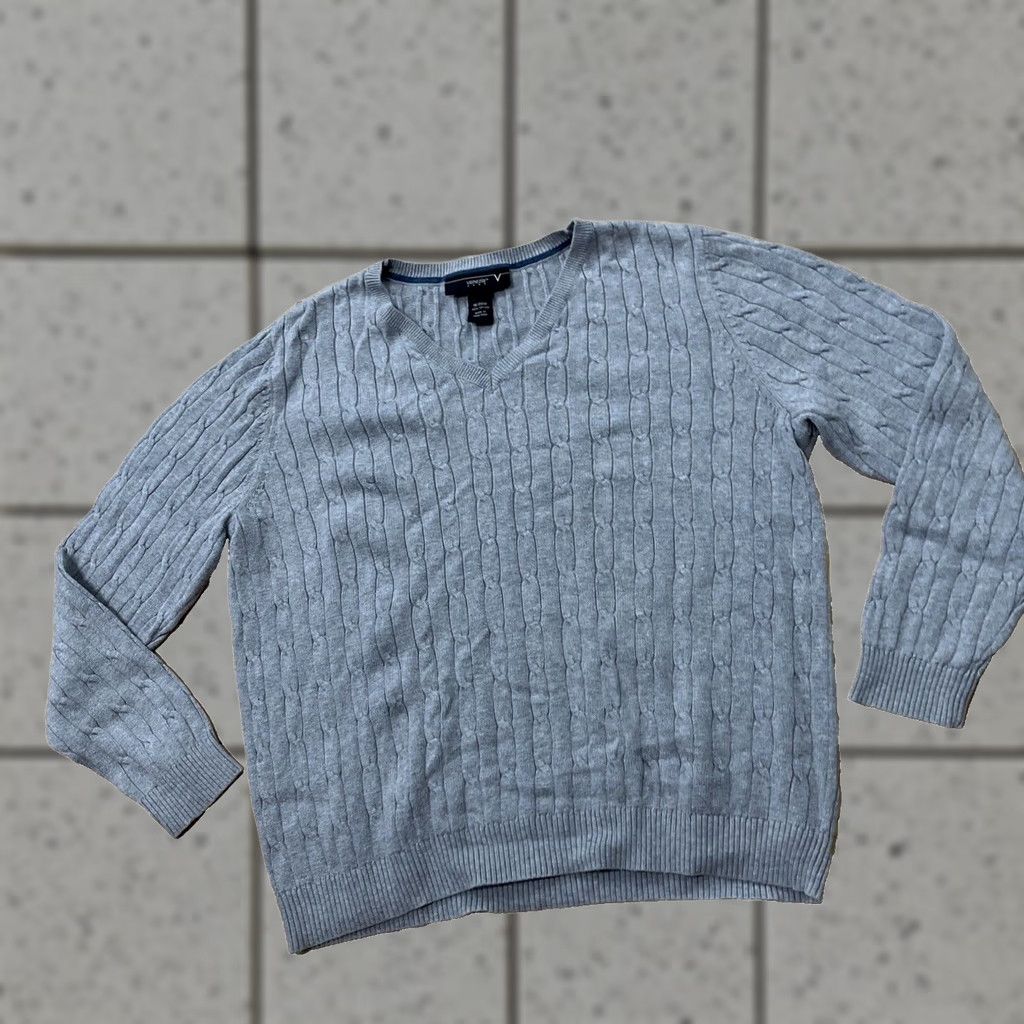 Vintage VENEZIA Vneck CableKnit Sweater Womens 18/20W XL Gray Silver Classic Knit XL Size 3XL / US 20-22 - 1 Thumbnail