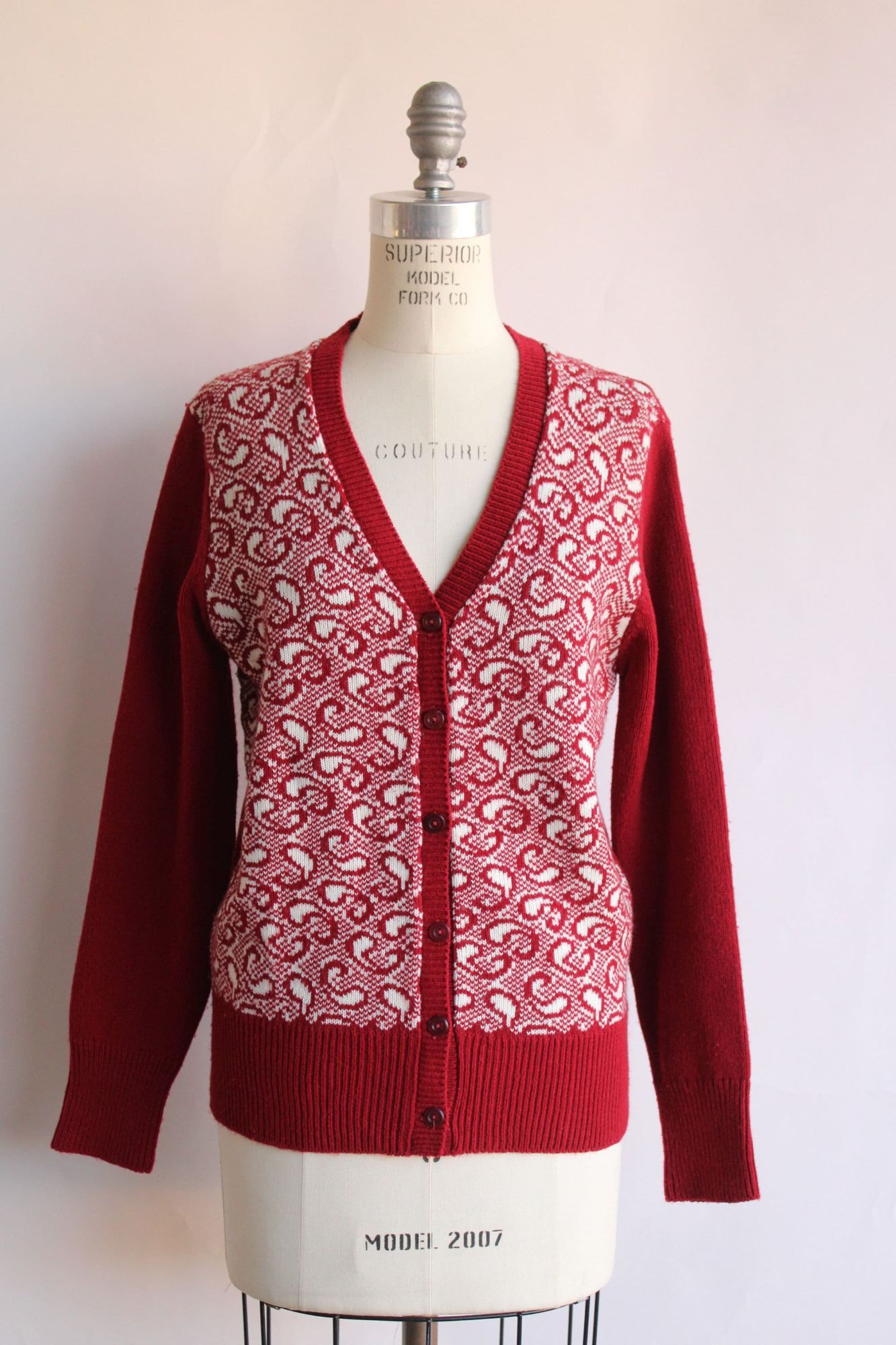 Vintage Vintage 1970s Cardigan Sweater, Volup Full Fashioned Red and Size L / US 10 / IT 46 - 2 Thumbnail