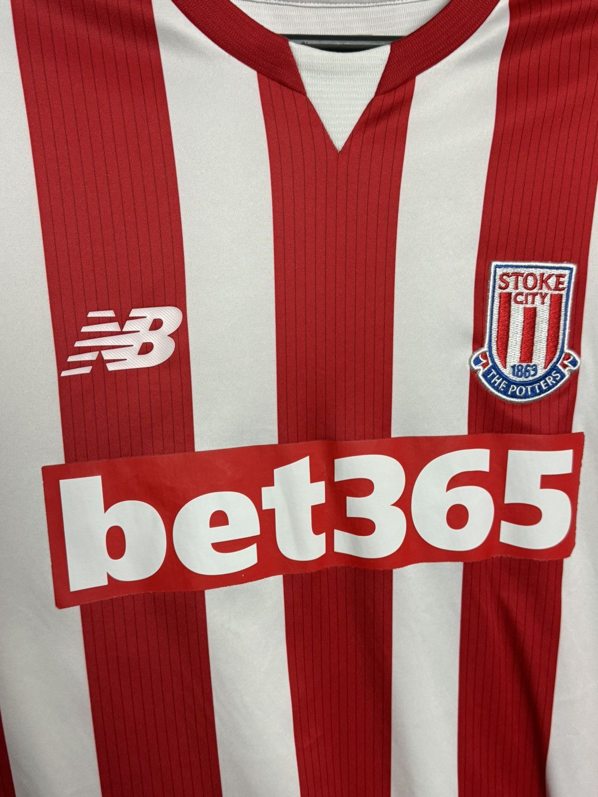 New Balance Stoke City 15/16 Home Football Long Sleeve Jersey Size US XL / EU 56 / 4 - 3 Thumbnail