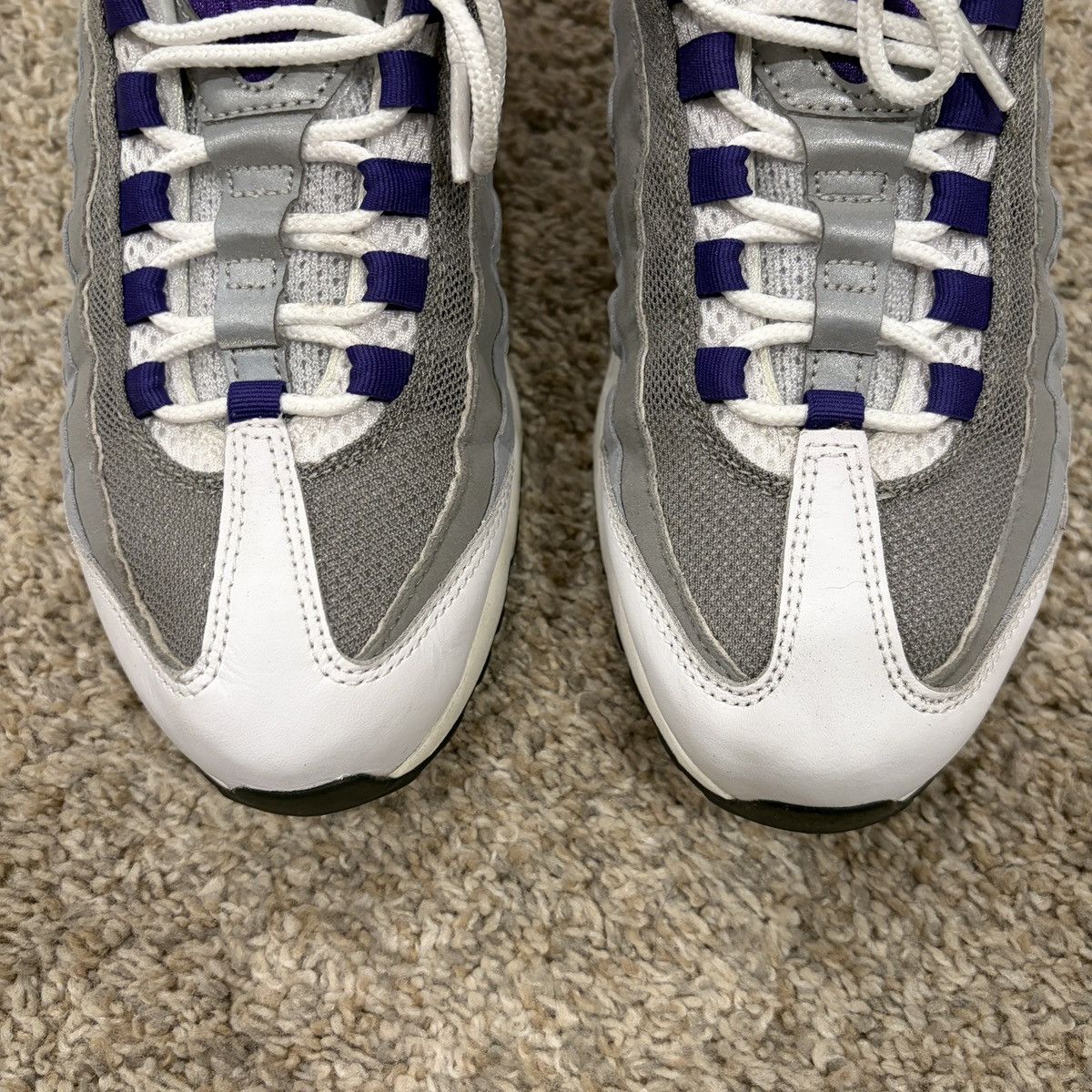 Nike 2018 Nike Air Max 95 Grape Men’s Size 8.5 Womens 10 Size US 8.5 / EU 41-42 - 3 Thumbnail