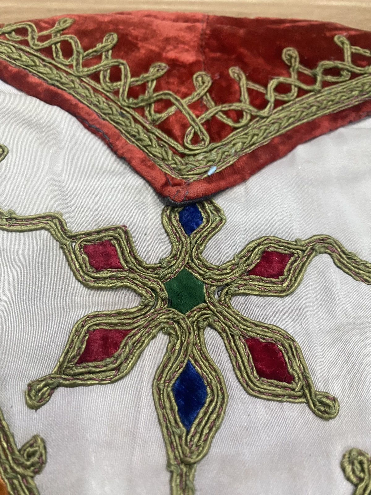Vintage Vintage Ottoman Turkish Embroidered Velvet Vest Handcrafted Size US M / EU 48-50 / 2 - 12 Thumbnail