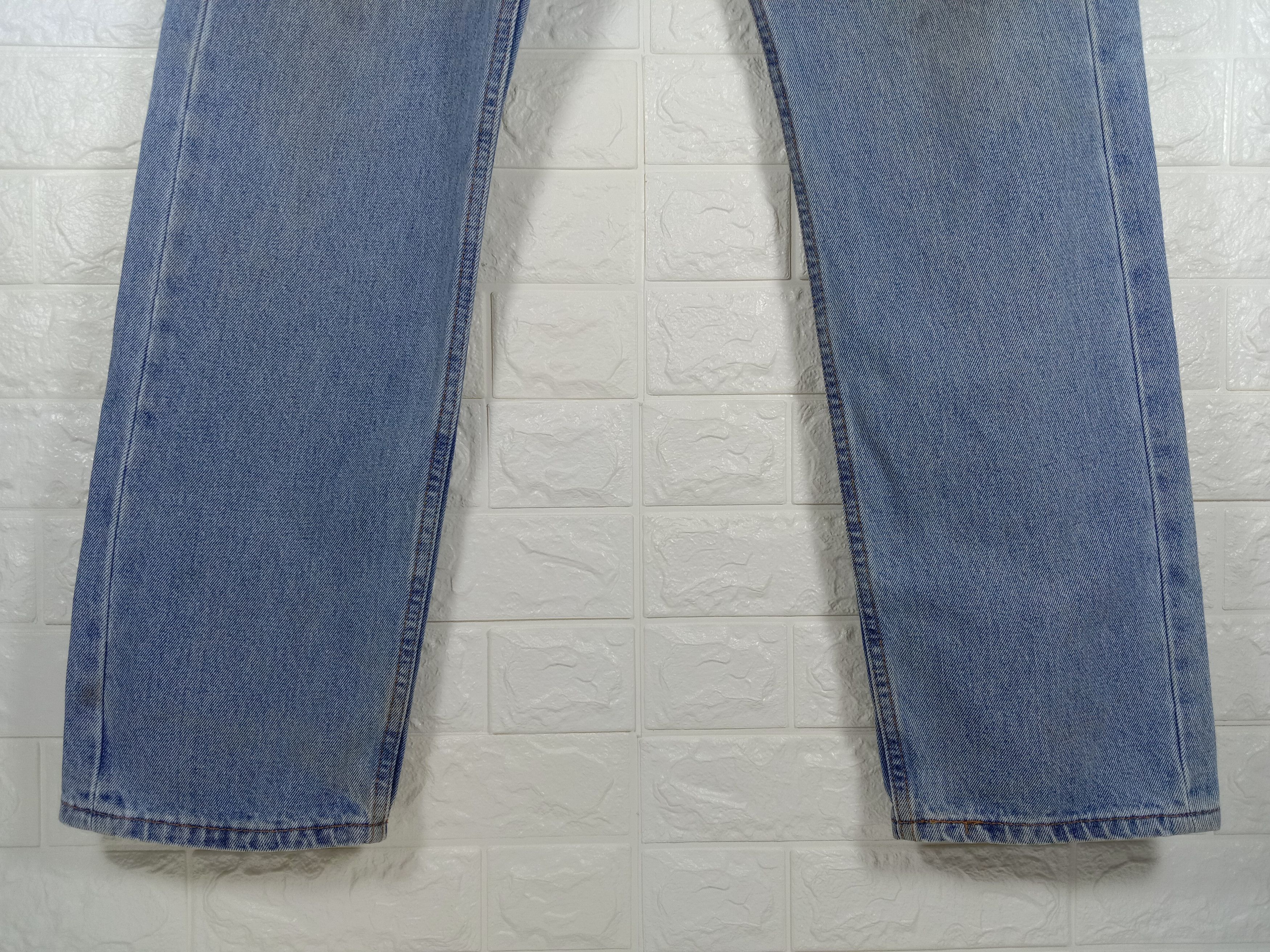 Levi's Vintage Levi’s 505 Jeans Blue Wash Regular Fit Denim Size US 34 / EU 50 - 4 Thumbnail