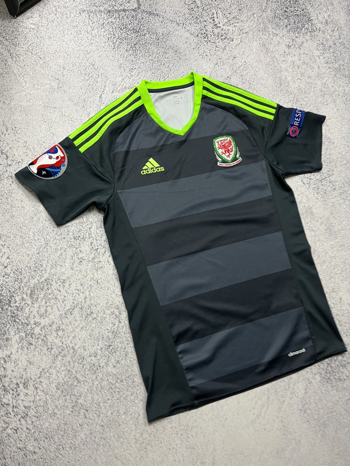 Adidas Adidas Wales Team 2016-2017 Home Football Soccer Jersey Y2K Size US S / EU 44-46 / 1 - 4 Thumbnail
