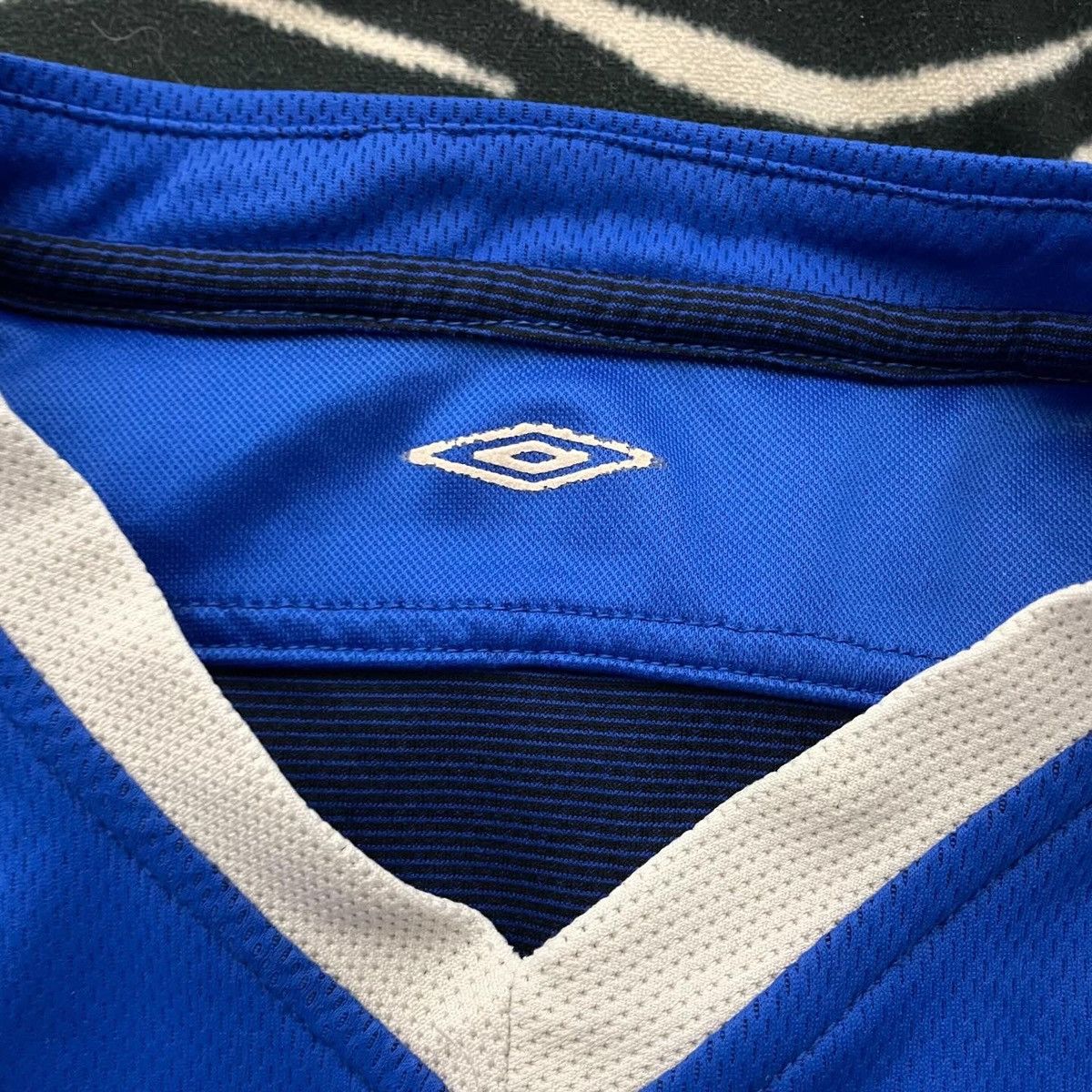 Umbro × Vintage Vintage 2003 2004 2005 Chelsea Home Football Soccer Jersey Size US S / EU 44-46 / 1 - 3 Thumbnail