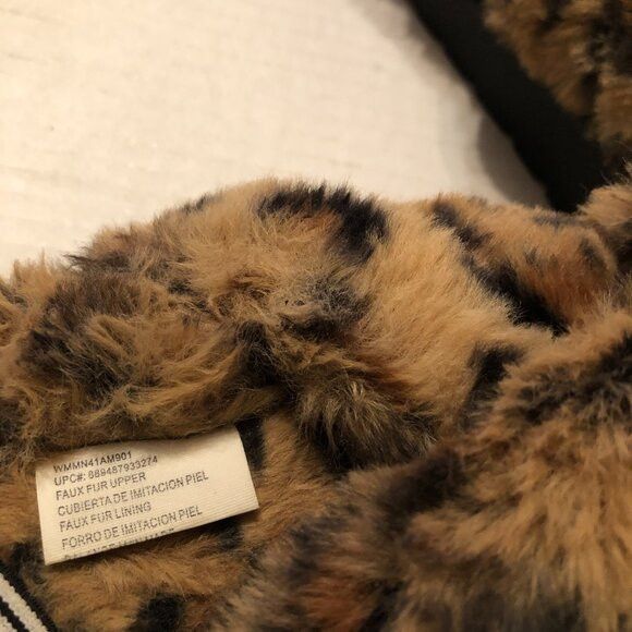 Steve Madden STEVE MADDEN WOMEN'S FAUX FUR SANDALS SIZE: 9 Size US 9 / IT 39 - 8 Thumbnail