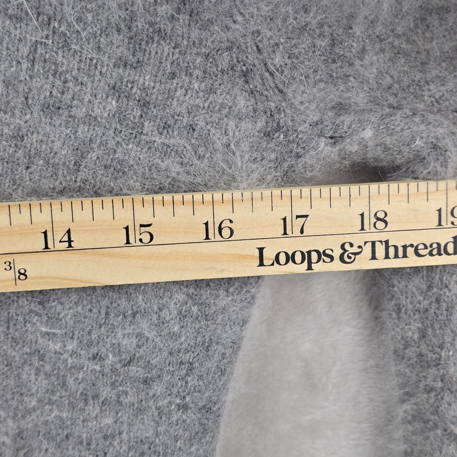 Other Twiggy Womens Too Small Gray Angora Rabbit Hair Wool Sweater Size S / US 4 / IT 40 - 7 Thumbnail