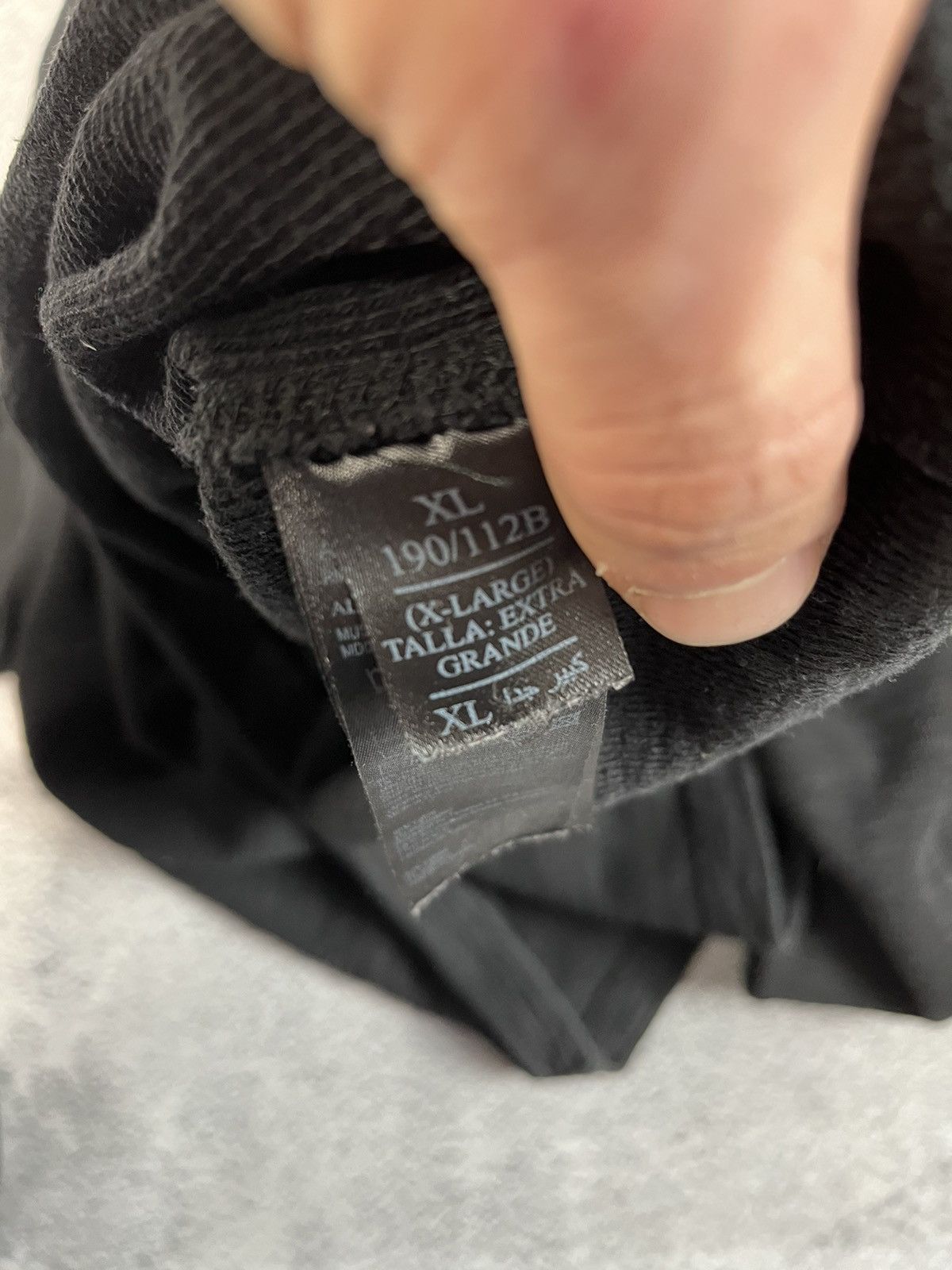 20471120 All Saints muse LS crew Size US XL / EU 56 / 4 - 9 Thumbnail