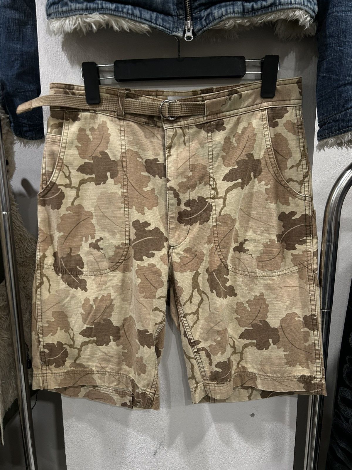Comme des Garcons AD16 Comme des Garcons short Size US 30 / EU 46 - 1 Thumbnail