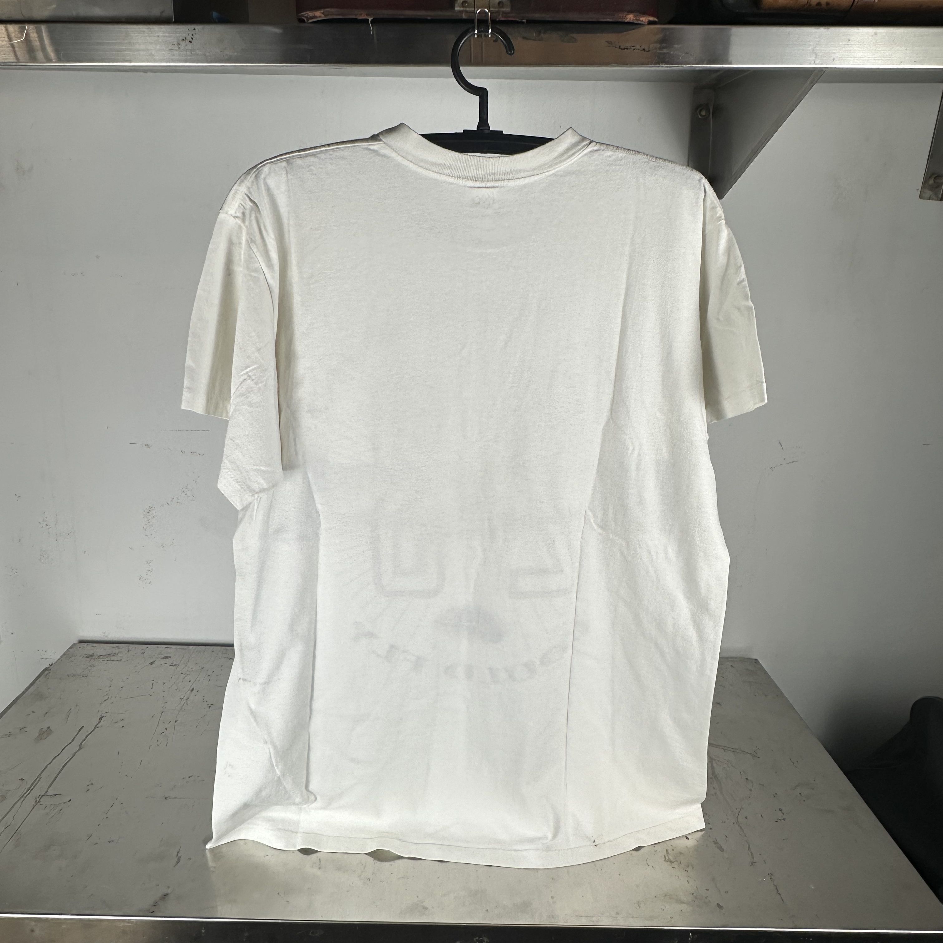 Vintage ​Nike 90s Michael Jordan The Man Who Could Fly T-shirt Size US XL / EU 56 / 4 - 3 Thumbnail