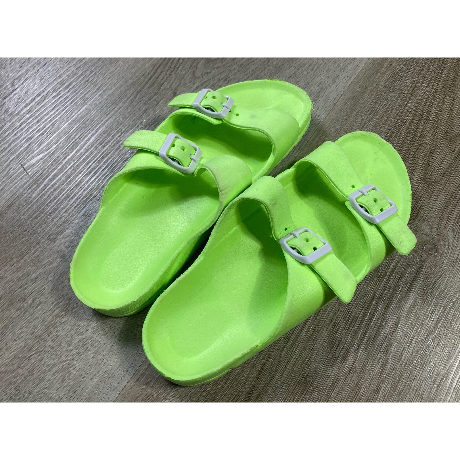 Other Neon Green Double Buckle Slide Sandals Size 6 Unisex Casual Size US 6 / IT 36 - 5 Thumbnail