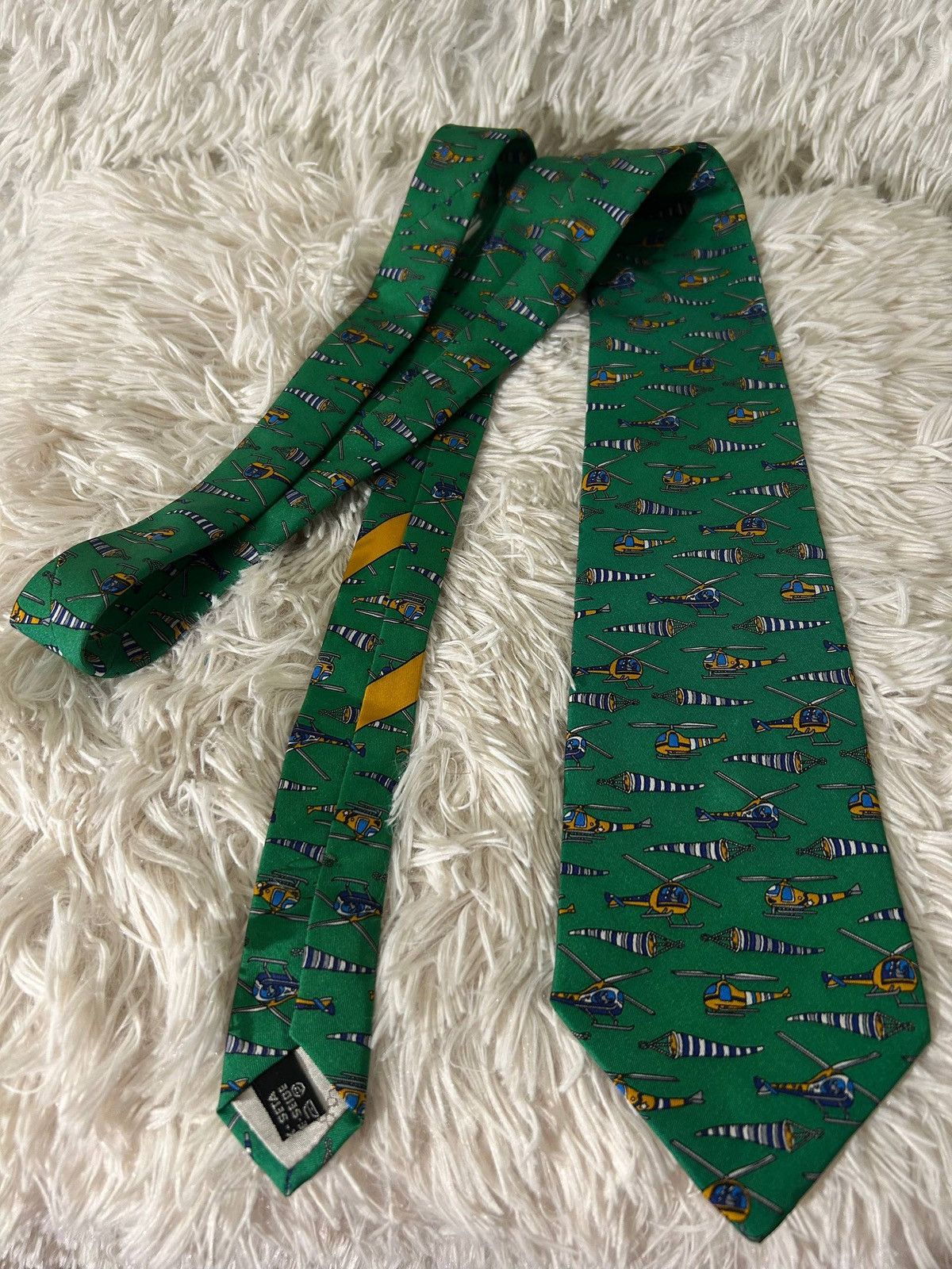 Salvatore Ferragamo SALVATORE FERRAGAMO Helicopter Green Silk Tie VINTAGE Size ONE SIZE - 2 Thumbnail