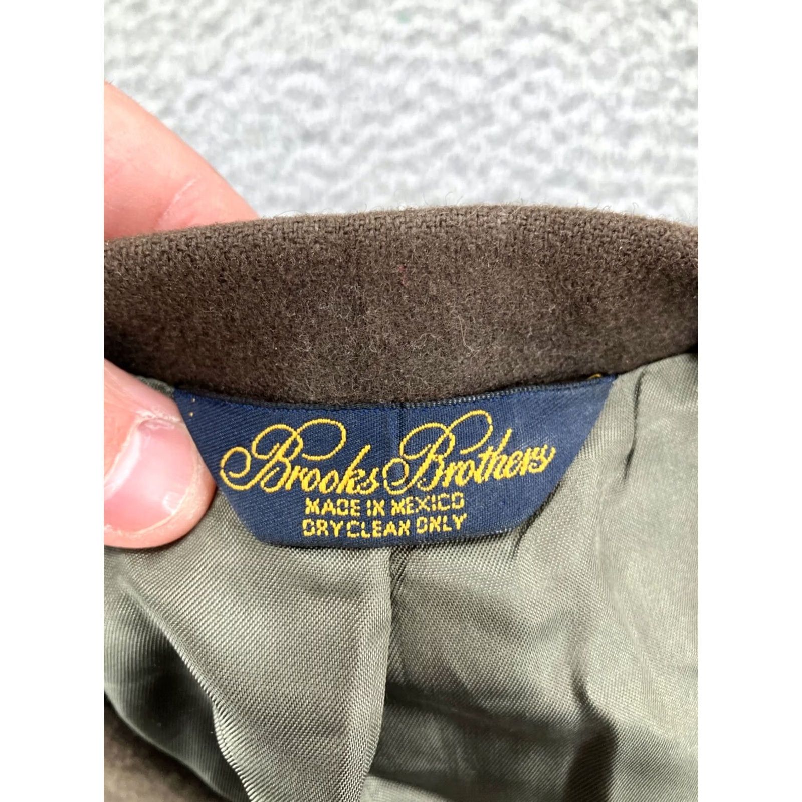 Brooks Brothers VINTAGE Brooks Brothers Camel Hair Blazer Mens 45 Brown Sport Coat Suit Jacket 2 Piece Six-Button Regular Size 44 Chest Brown Men Cowboy? Size 44R - 7 Thumbnail