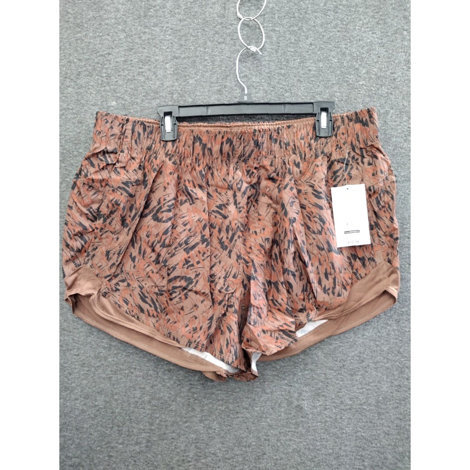 Athletic Works Athletic Works Shorts Women's XL Running Active Liner Brown Black Multicolor Inseam 2.0 in. Solid Wind Shorts Athletic Size 40" / US 18 - 2 Thumbnail