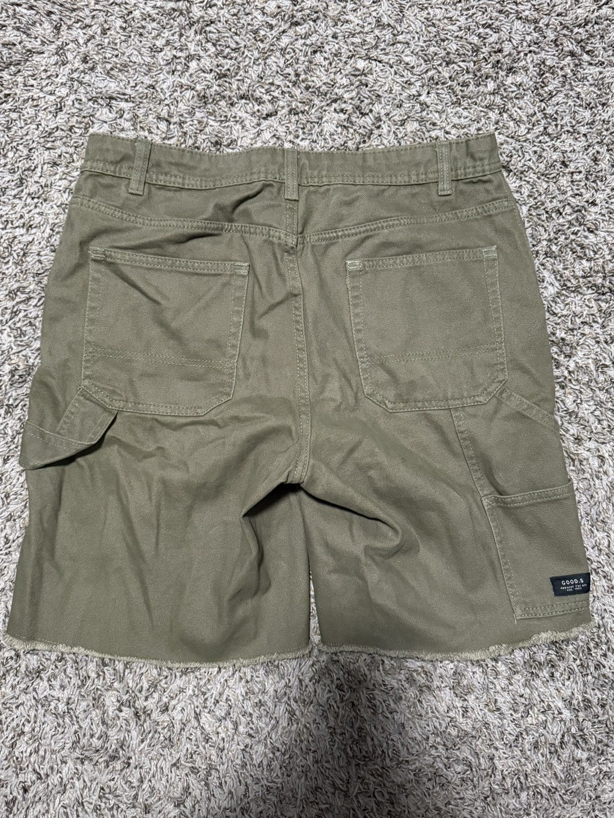New Look New Look Raw Hem Relaxed Carpenter Shorts in Khaki Size US 32 / EU 48 - 5 Thumbnail