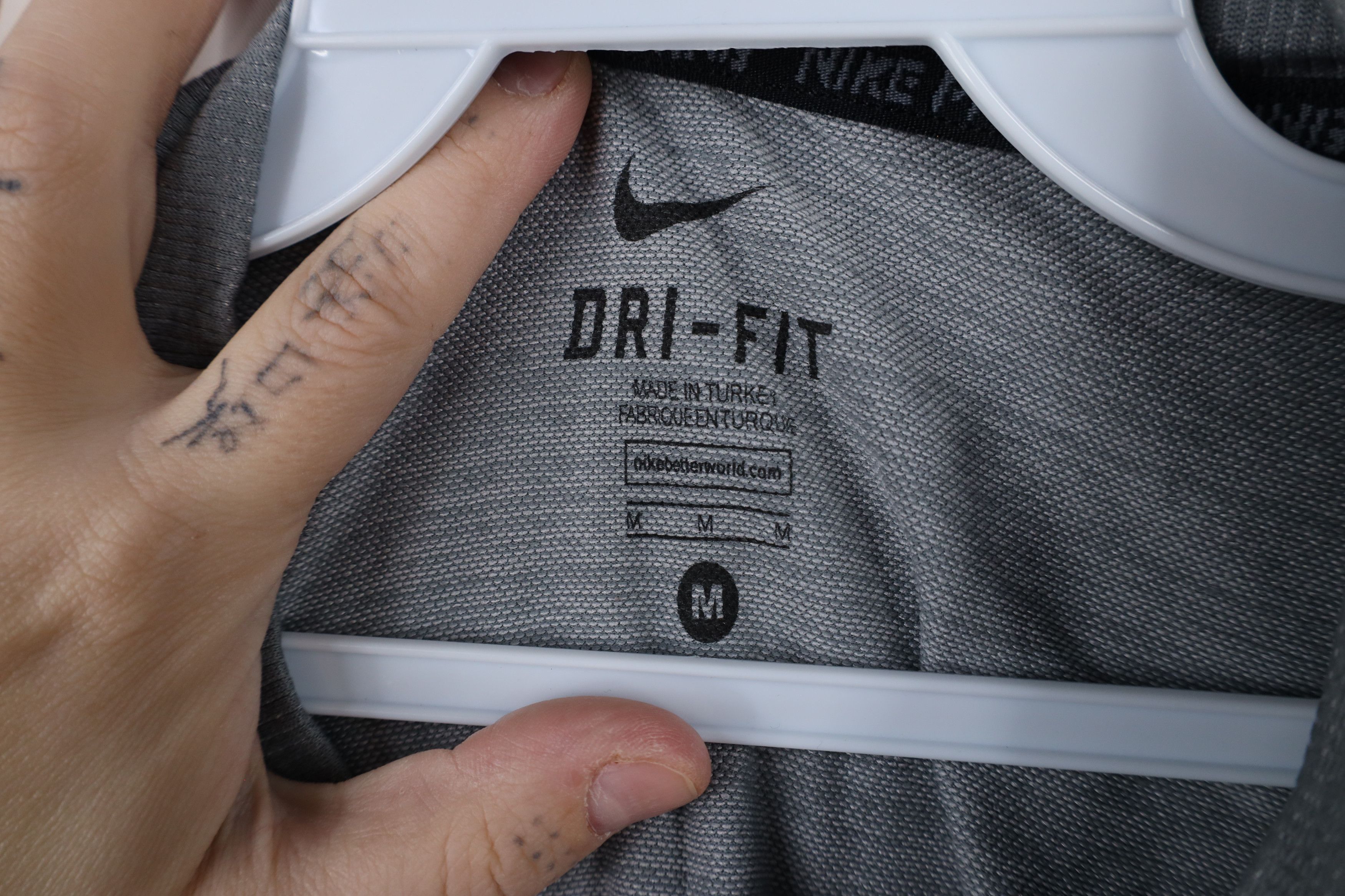 Nike × Vintage Nike Pro Training Block Knit Running Gym V-Neck T-Shirt Gray Size US M / EU 48-50 / 2 - 7 Thumbnail